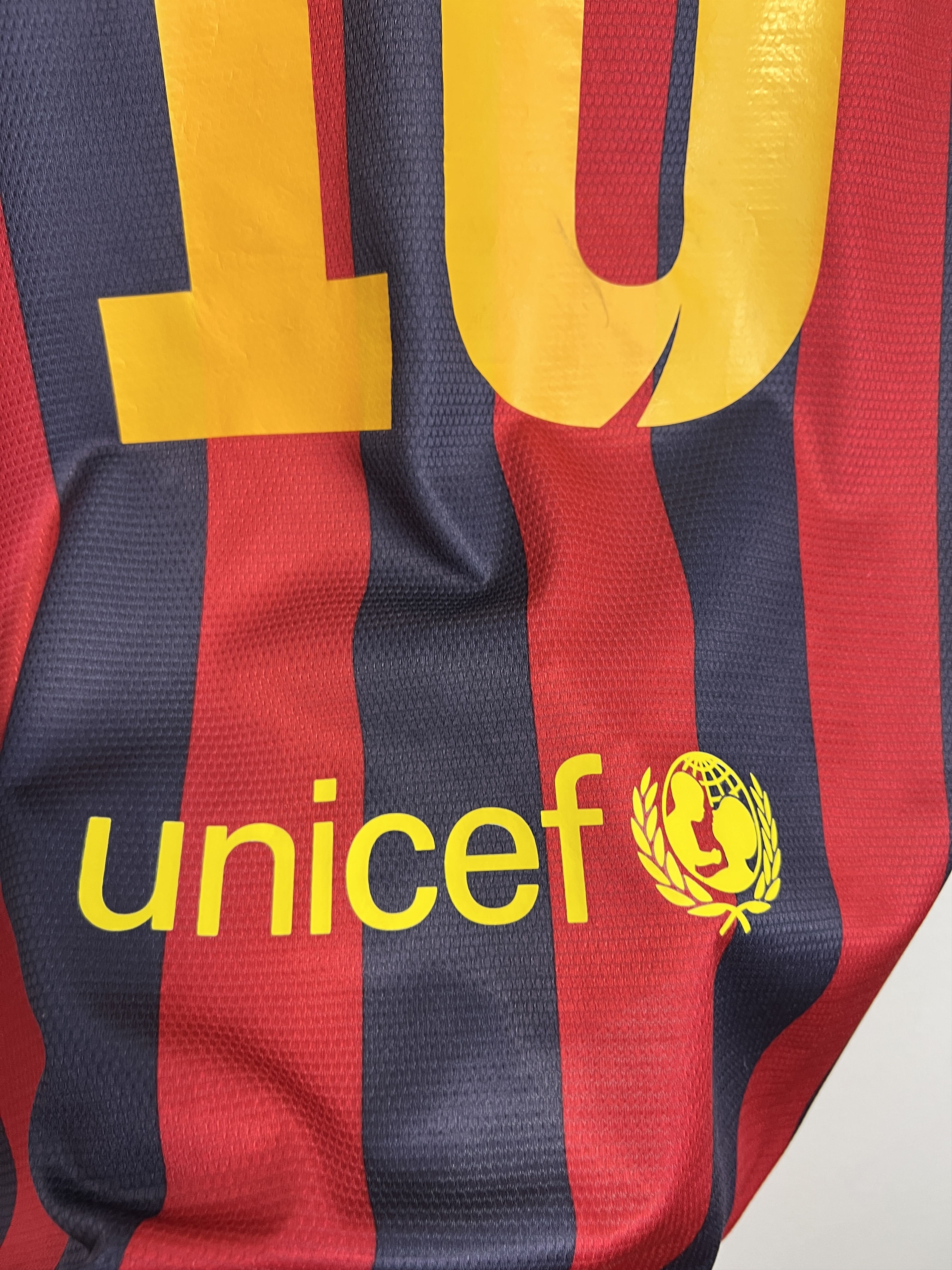 Vintage Barcelona football shirt Soccer Messi Replica Shirt Jersey Size US L / EU 52-54 / 3 - 11 Thumbnail