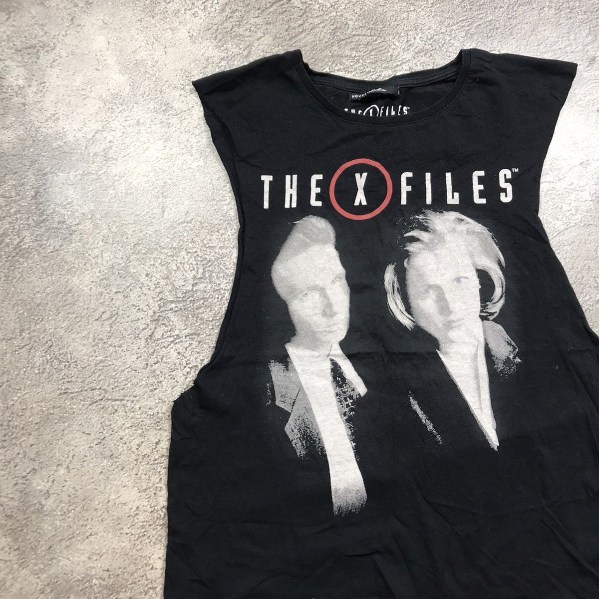 Vintage Vintage 90s The X Files Graphic Tank Top Y2K Grunge Boxy S Size US S / EU 44-46 / 1 - 3 Thumbnail