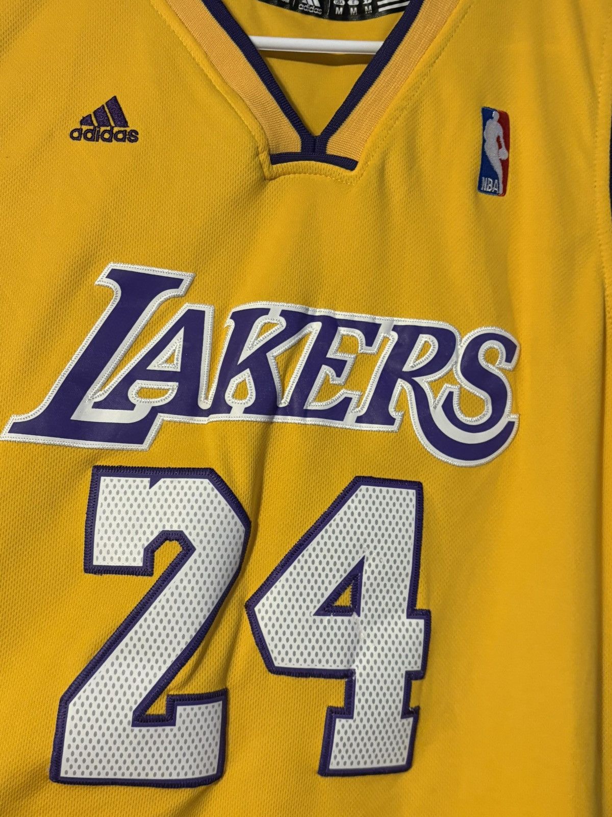 Adidas LOS ANGELES LAKERS JERSEY ADIDAS medium #24 KOBE BRYANT Size US M / EU 48-50 / 2 - 2 Thumbnail