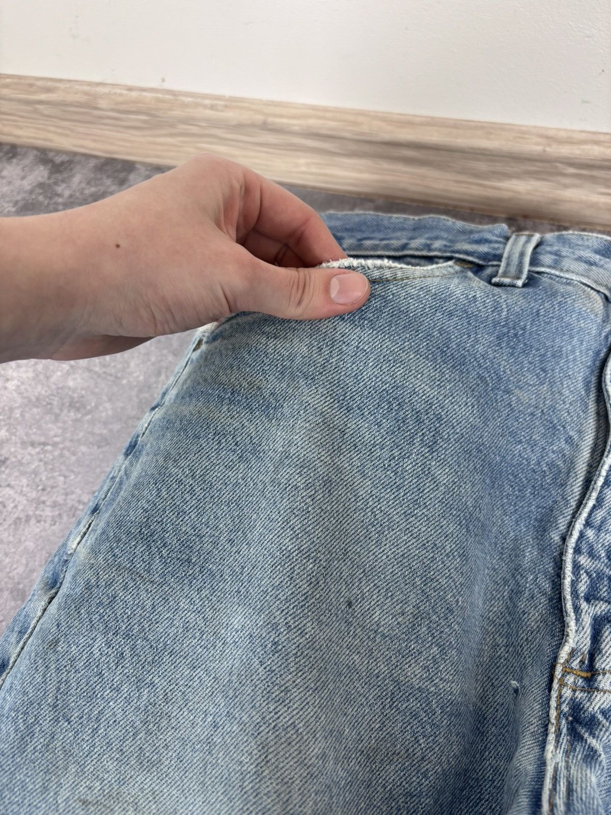 Carhartt Carhartt Men’s Denim Jeans Faded Blue Distressed Workwear Size US 34 / EU 50 - 18 Thumbnail