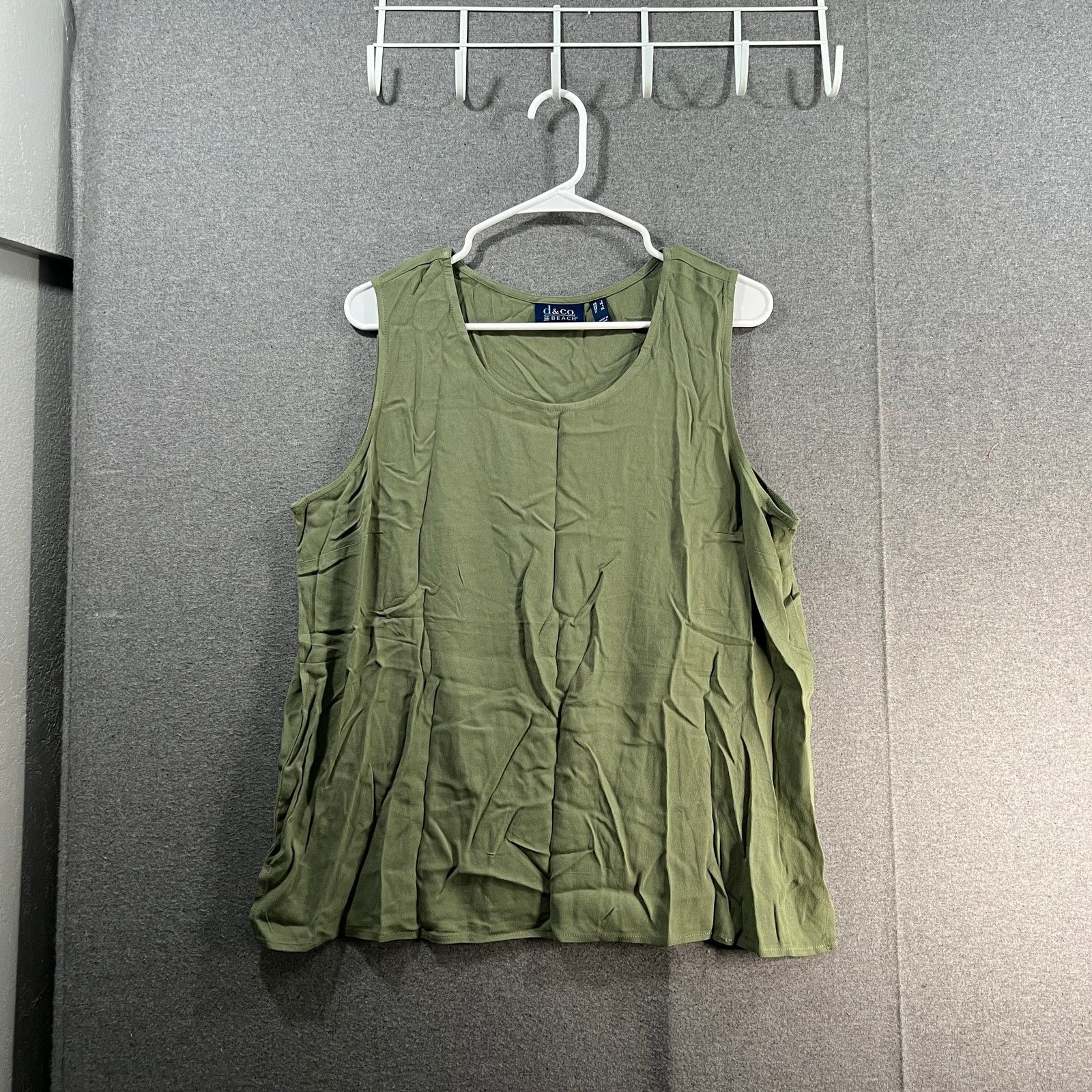 Denim & Co. Denim & Co. Beach Woven Scoop Neck Tank Top Pine Size L / US 10 / IT 46 - 1 Thumbnail
