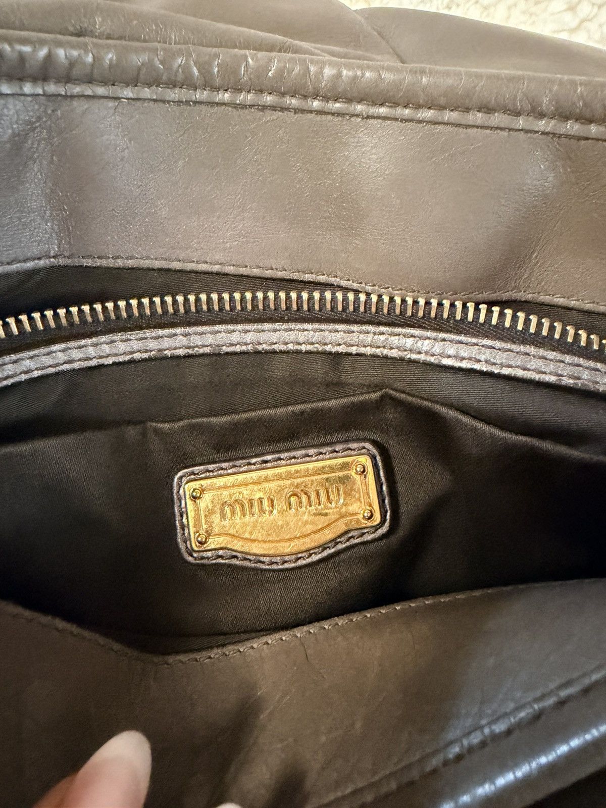 Miu Miu Miu Miu Matelasse Leather Coffer Hobo Size ONE SIZE - 5 Thumbnail