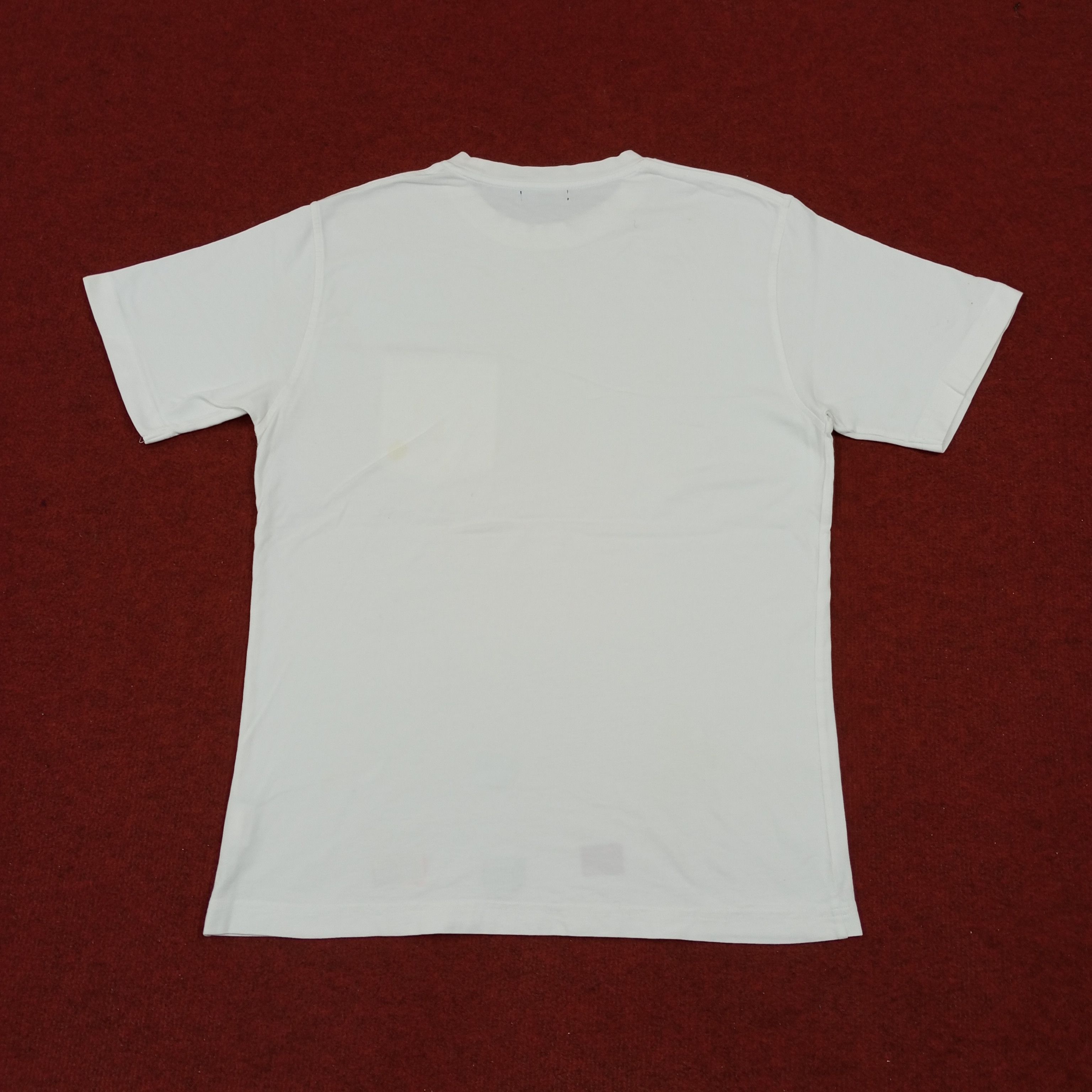 Burberry × Vintage Burberry London Fashion Brand Pocket Design Tshirt Size US M / EU 48-50 / 2 - 3 Thumbnail