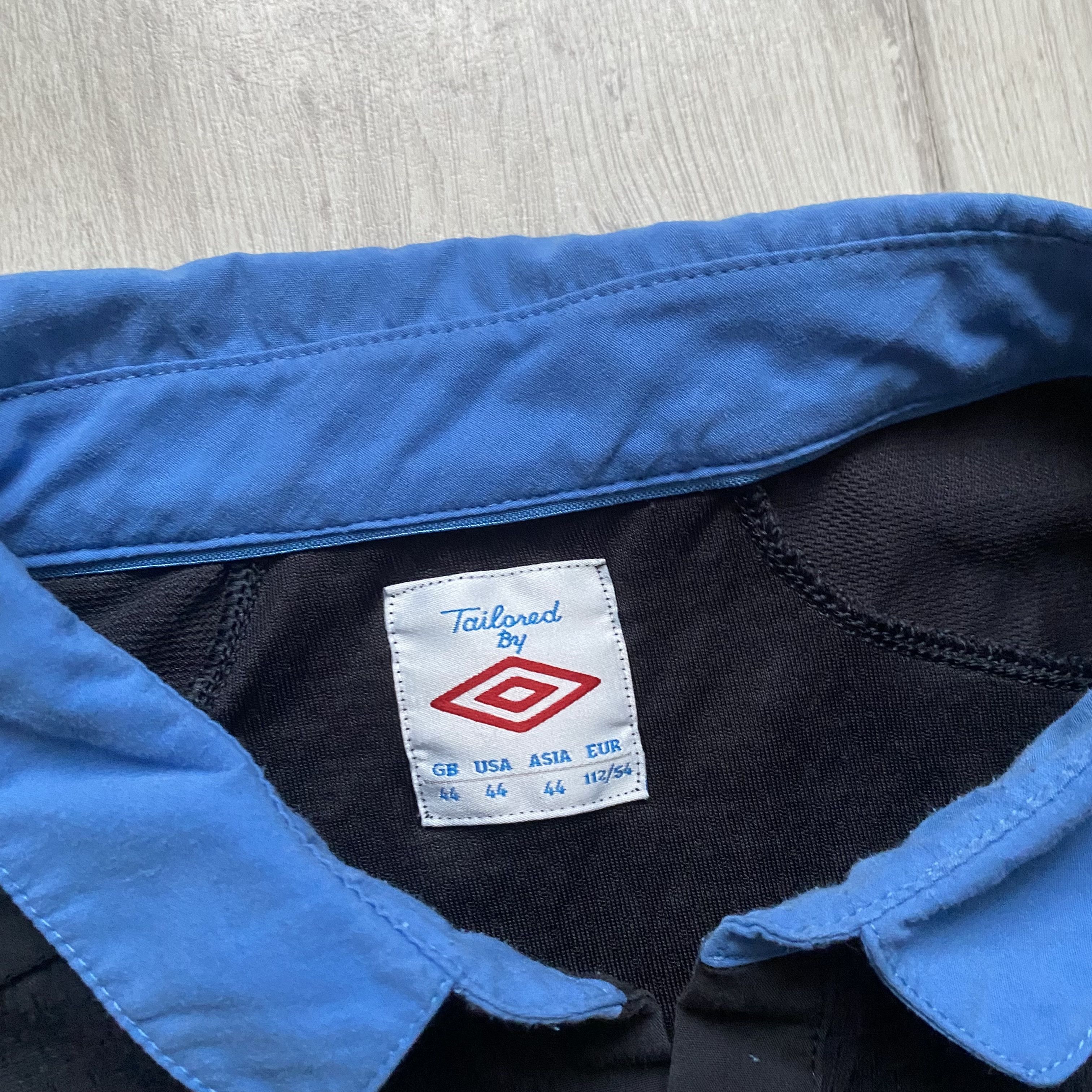 Umbro ⚽️ Vintage Blockore Umbro England Soccer jersey Polo Nike Size US L / EU 52-54 / 3 - 5 Thumbnail
