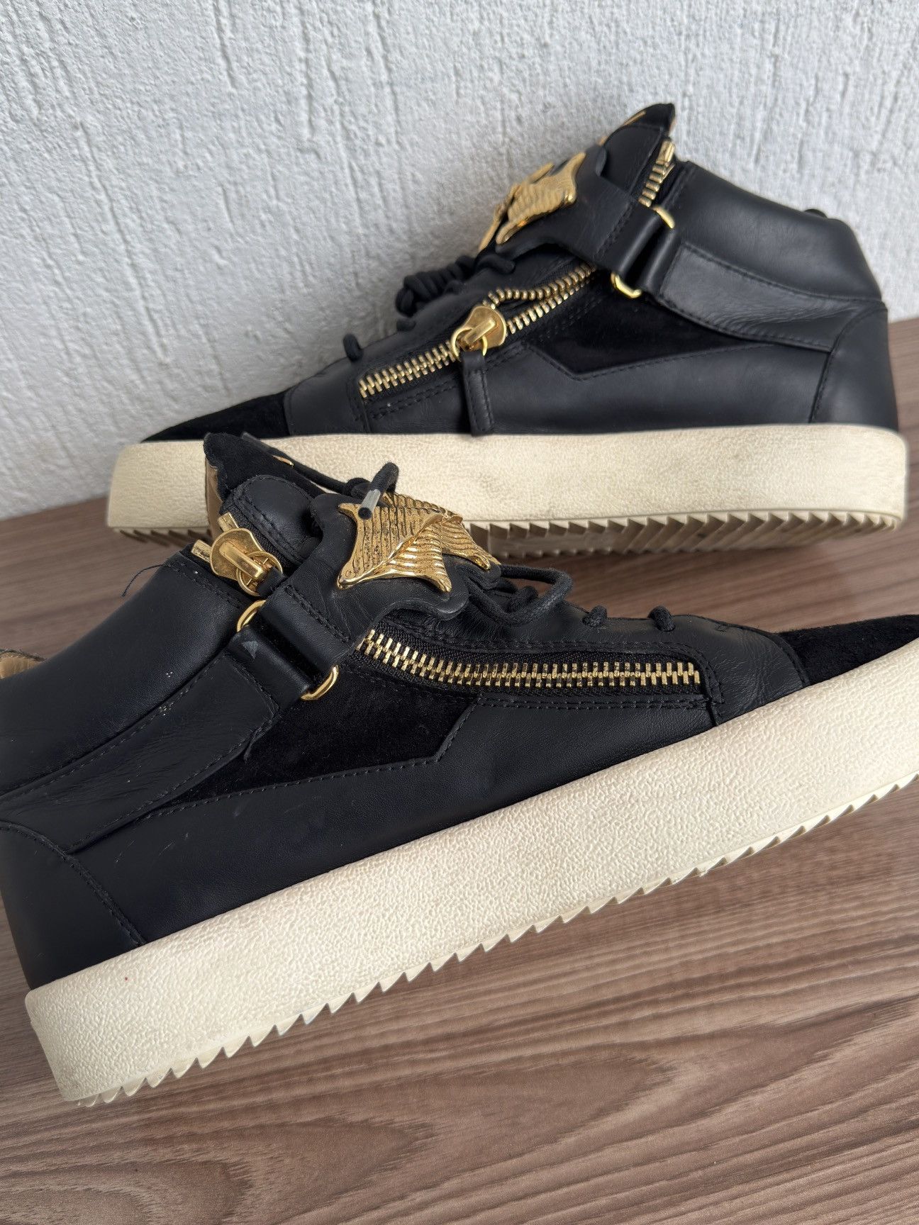 Giuseppe Zanotti Y2k😮‍💨🔥Gold strap buckle strap Sneaker Size US 10 / EU 43 - 18 Thumbnail