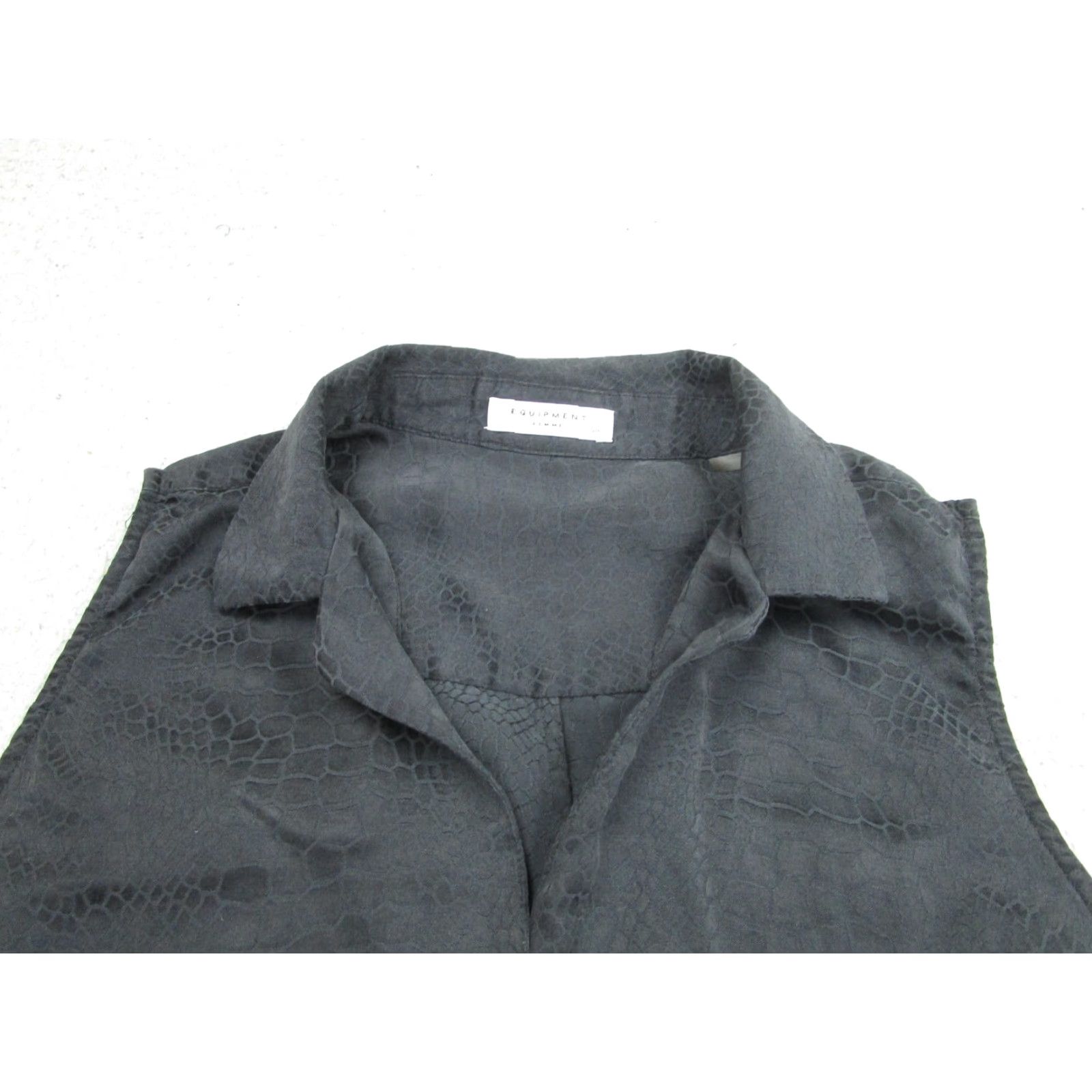 Equipment VINTAGE Equipment Shirt Dress Womens Small Black Silk Sleeveless Button Front Size S / US 4 / IT 40 - 3 Thumbnail