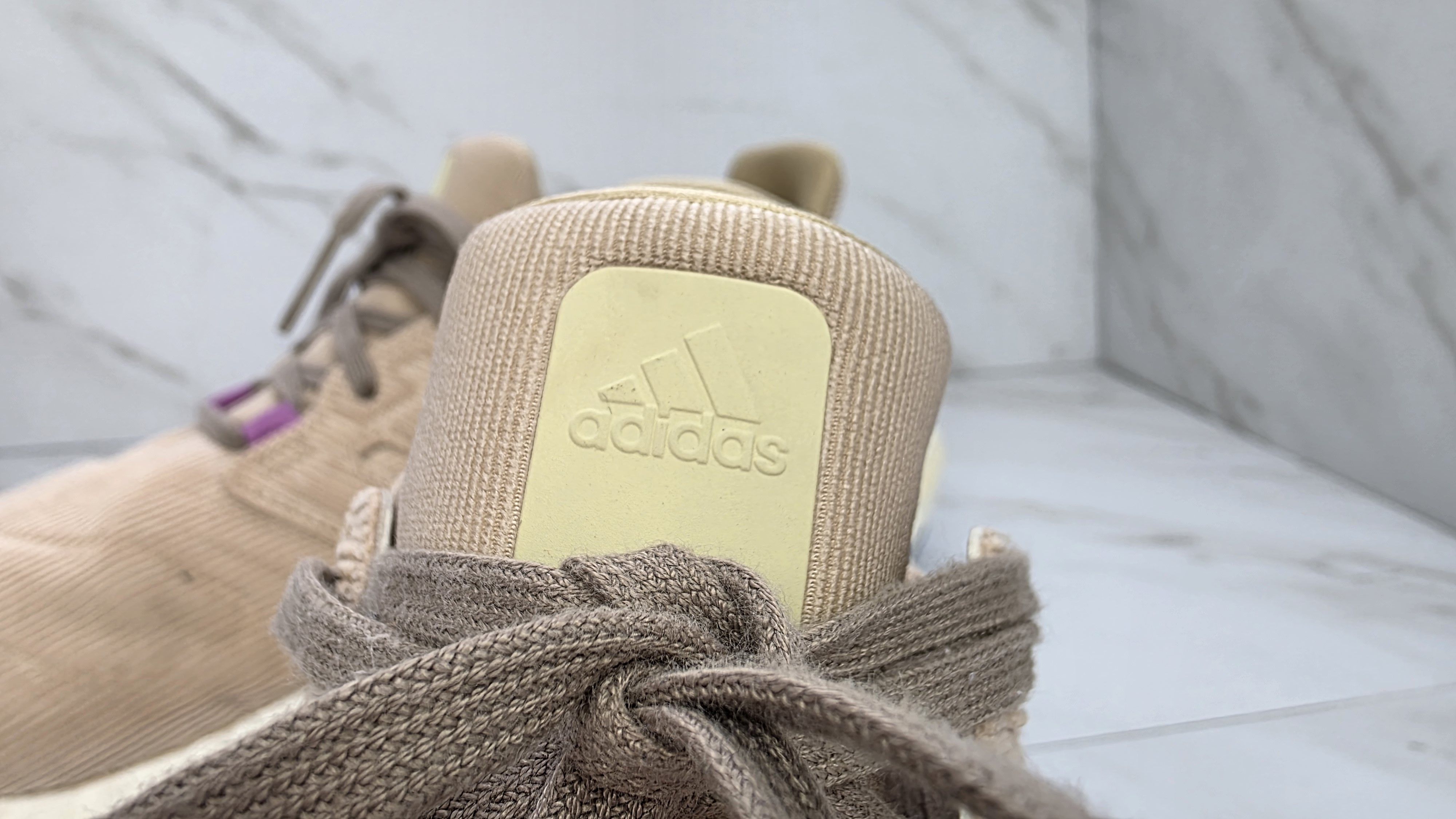 Adidas Adidas Ultraboost 22 Size US 10 / EU 43 - 4 Thumbnail
