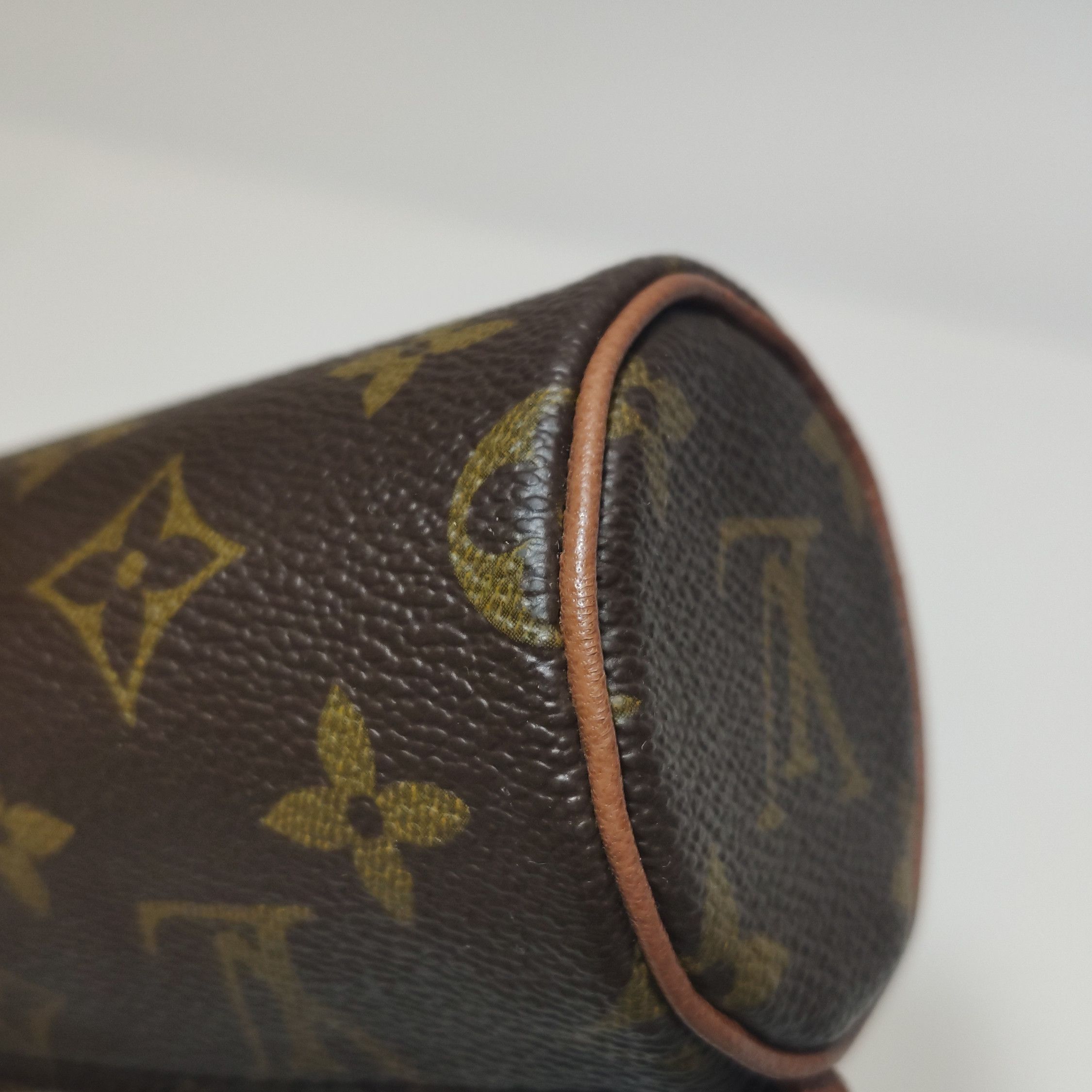 Louis Vuitton Louis Vuitton (LV) Papillon Mini Cowhide Monogram Printed D Size ONE SIZE - 8 Thumbnail