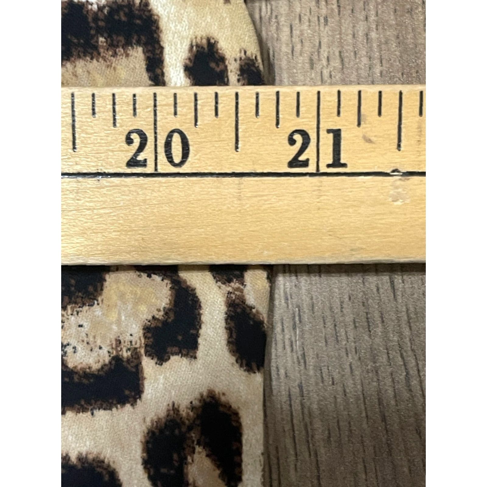 Vintage Chico's Dress Women's Size 8, Cheetah Print V-Neck, Brown/Black, Sheath, Casual, Regular, Fall/Spring/Summer, Women, Dress Size M / US 6-8 / IT 42-44 - 4 Thumbnail