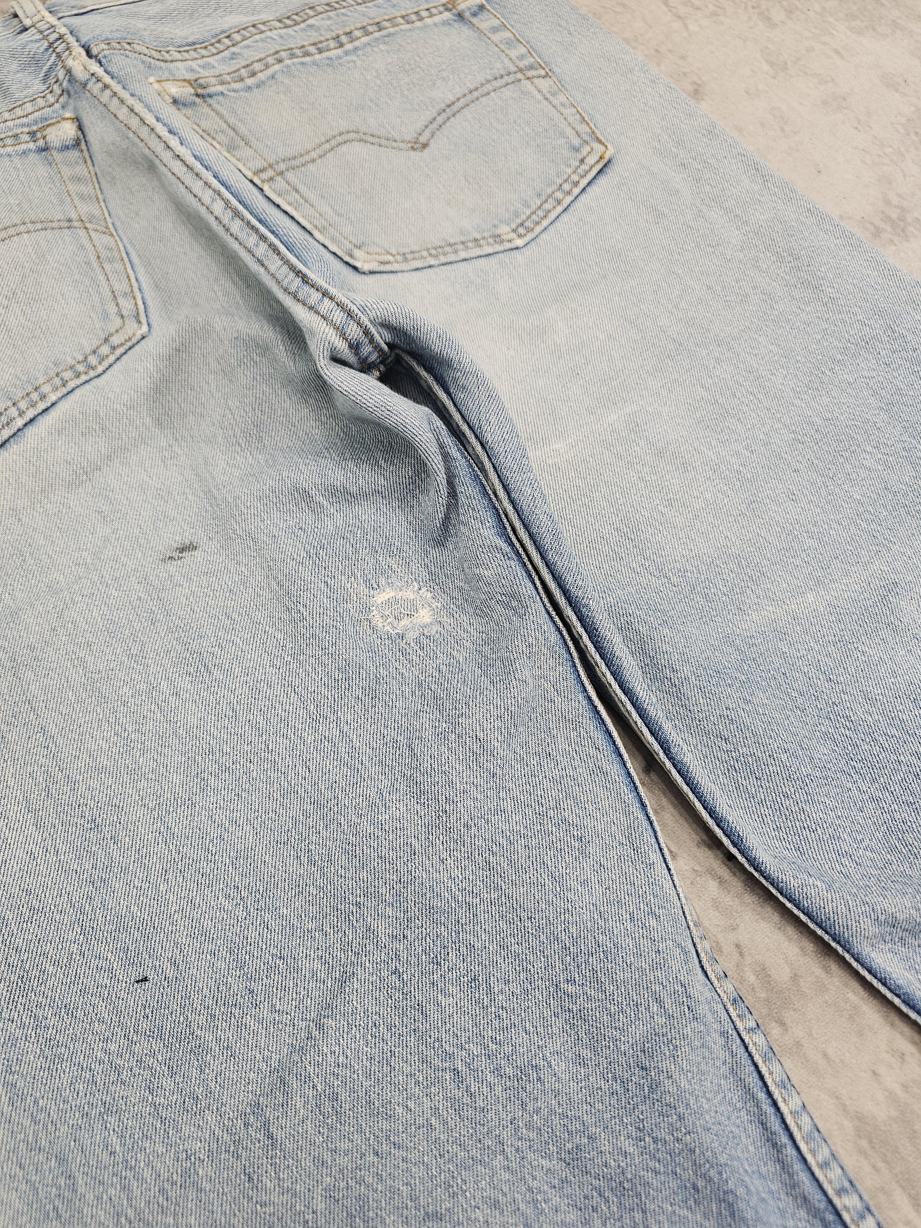 Levi's Vintage Clothing Vitg 90's LEVIS 501 Faded Made In Usa Ripped Jeans L0529 Size US 36 / EU 52 - 10 Thumbnail