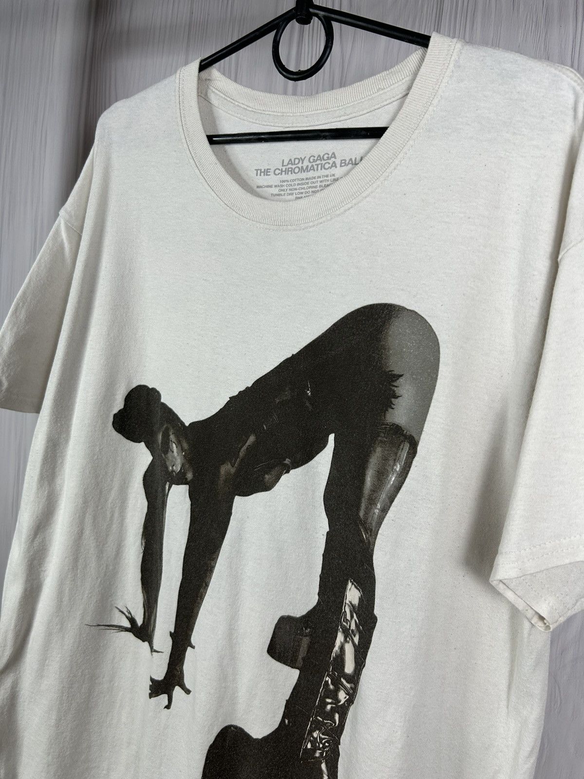 Band Tees Lady Gaga The Chromatica Ball Be Free Tour T-Shirt Size L Size US M / EU 48-50 / 2 - 4 Thumbnail