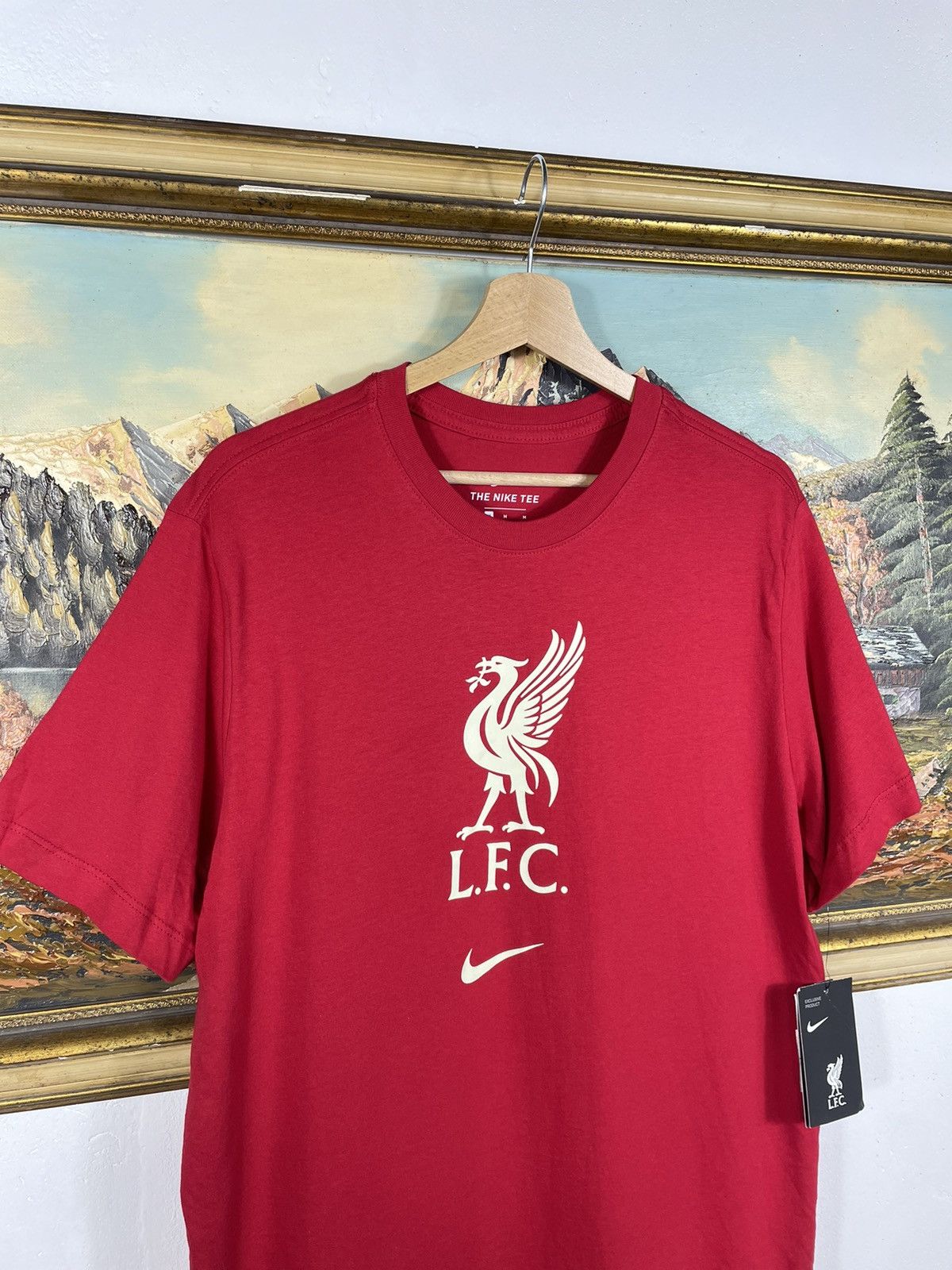 Nike Nike Liverpool FC Center Swoosh T-shirt Tees Soccer Football Size US M / EU 48-50 / 2 - 5 Thumbnail