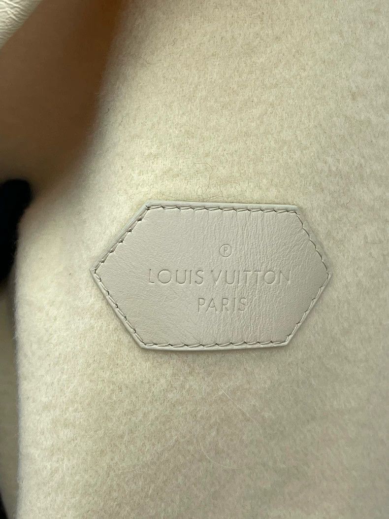 Louis Vuitton LOUIS VUITTON Old Flower Bathrobe Overcoat 2504-Nextarrow Size XXS / US 00 / IT 34 - 4 Thumbnail