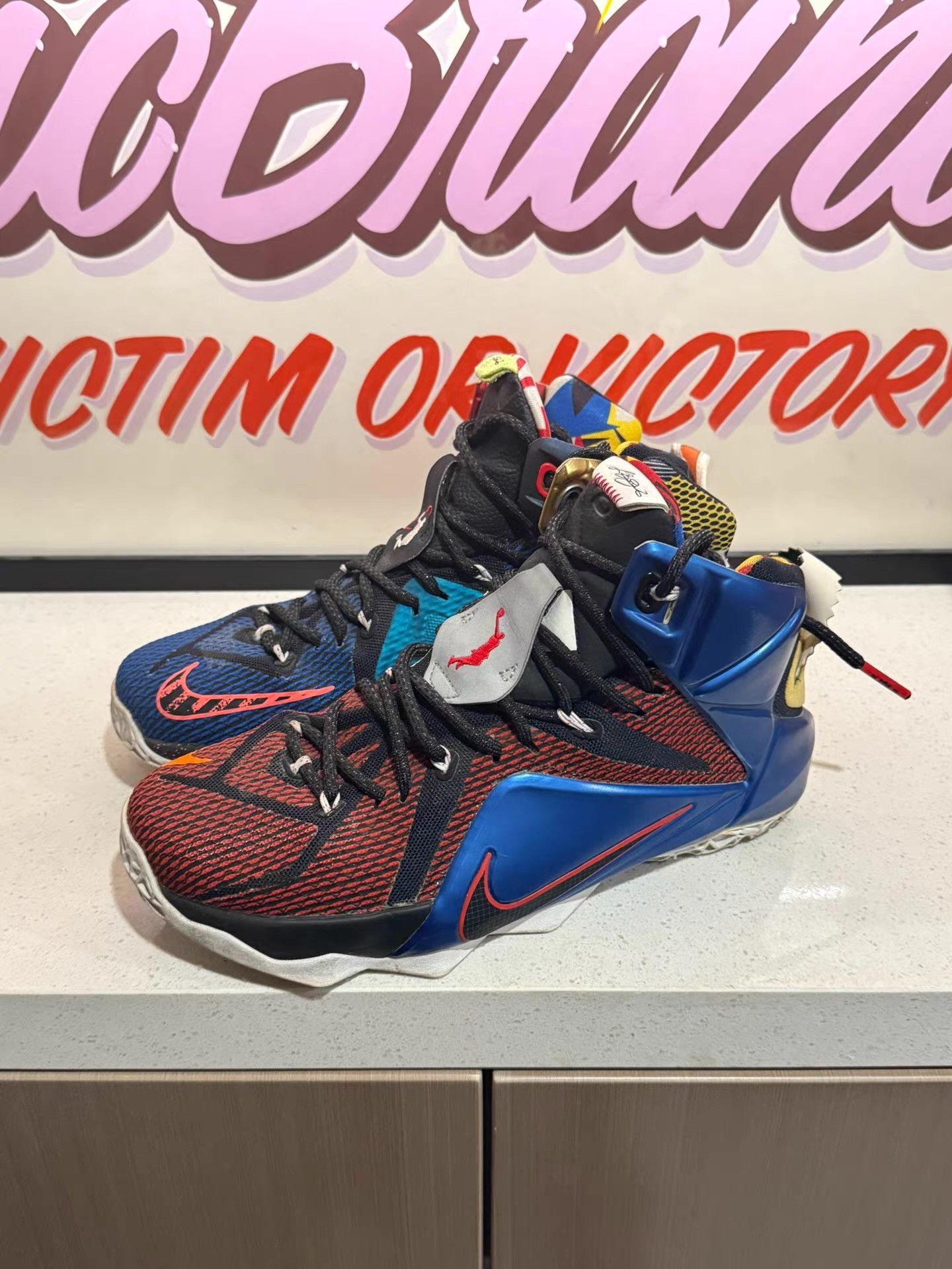 Nike Nike LeBron 12 "What The LeBron" Ｑ20 Size US 7.5 / EU 40-41 - 1 Thumbnail