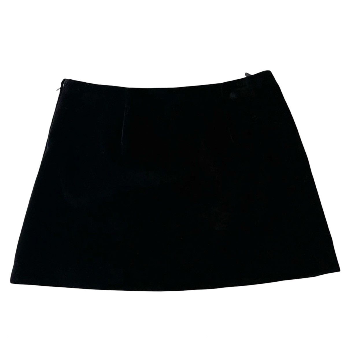 Prada Prada 2024 Velvet Mini Skirt with Triangle Logo Size 26" / US 2 / IT 38 - 2 Thumbnail