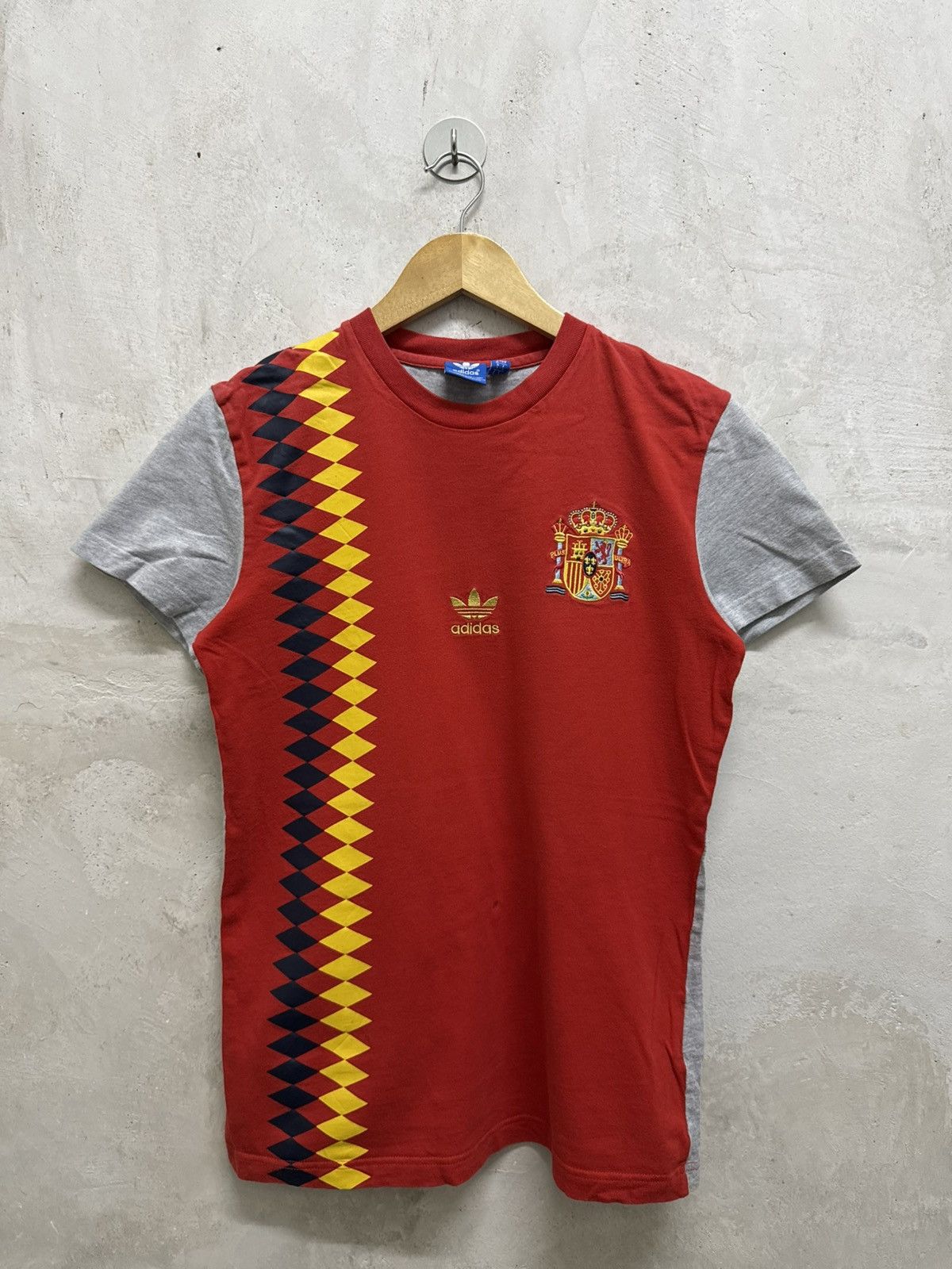 Adidas Adidas Spain 2018/2019 Home Template Tshirt Size US S / EU 44-46 / 1 - 1 Thumbnail