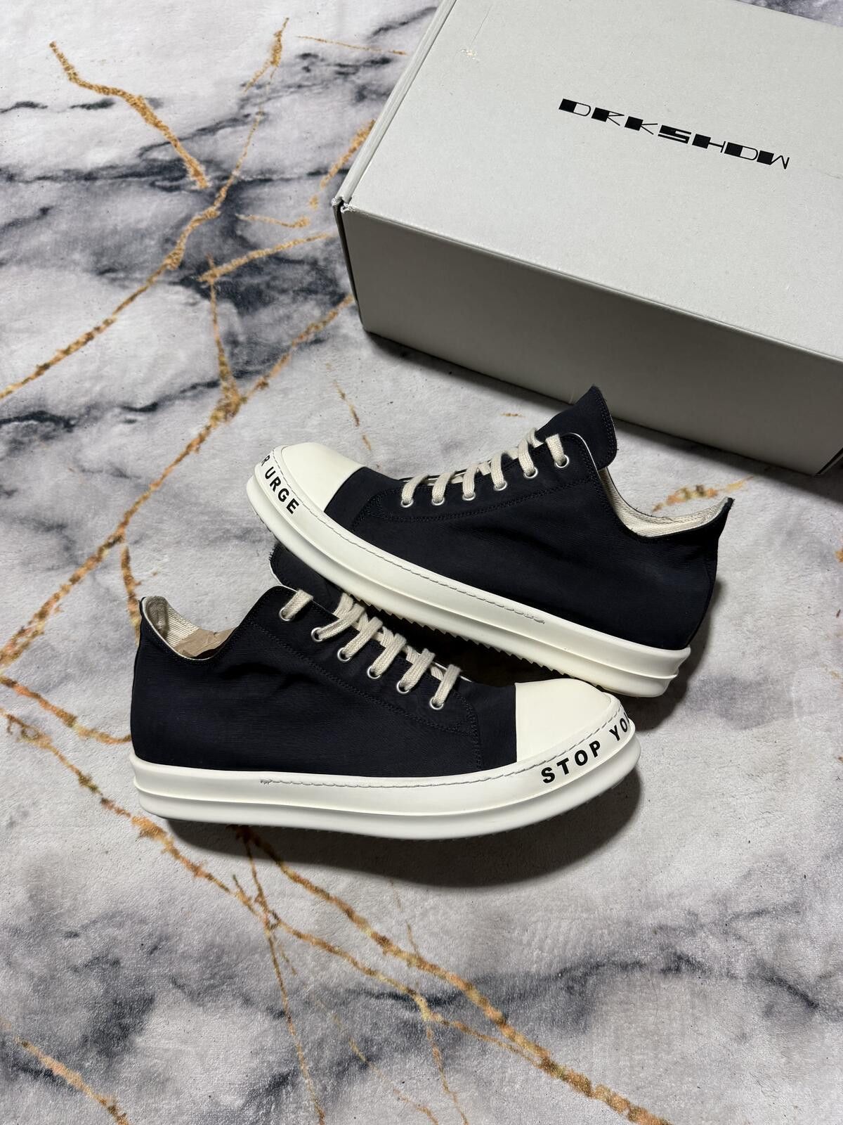 Rick Owens Rick Owen’s EDFU DRKSHDW Ramone Low ‘Stop Your Breath’ Black Size US 11 / EU 44 - 3 Thumbnail