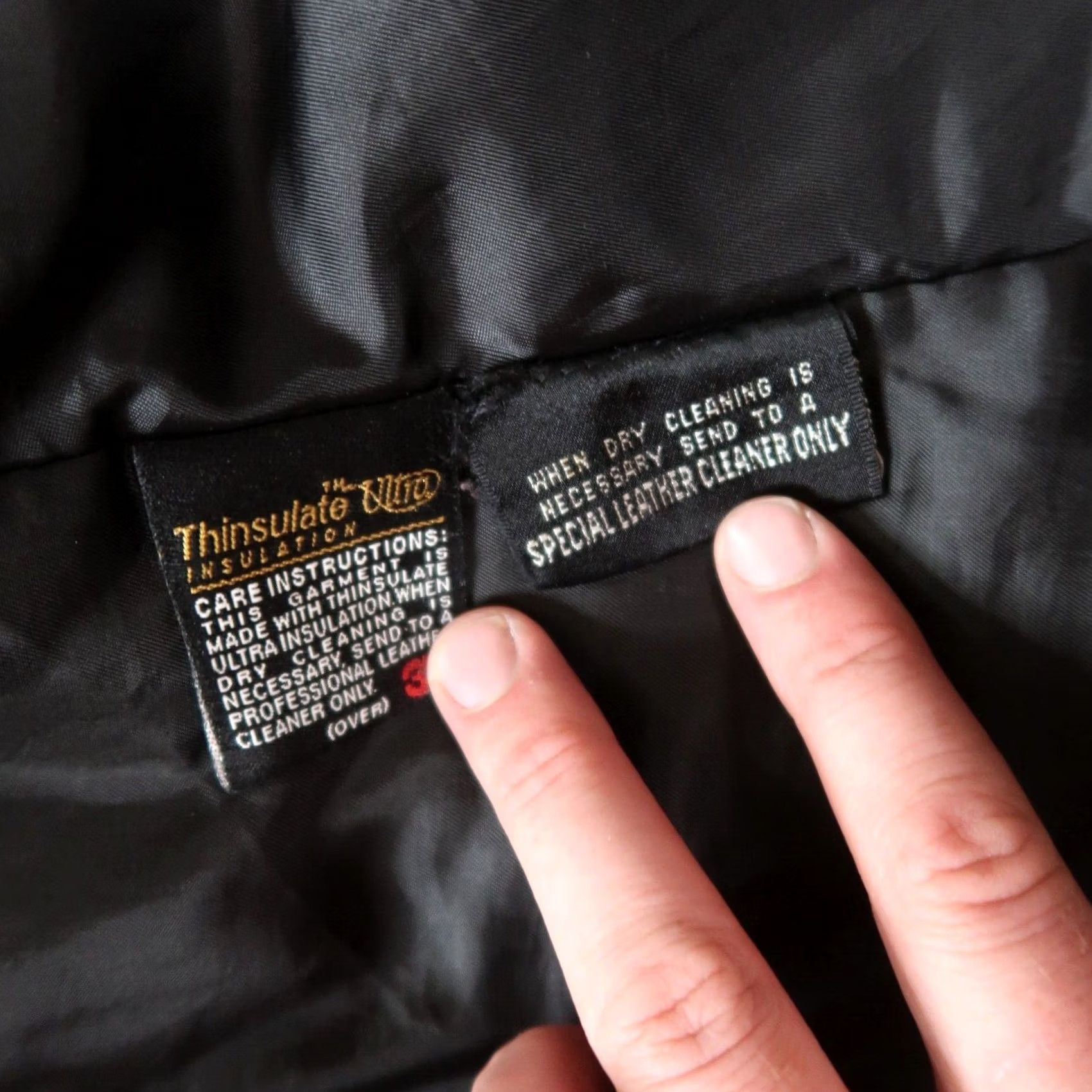 Vintage VINTAGE Wilsons Black Leather Jacket Women's XL Button Front Insulated Coat Size XL / US 12-14 / IT 48-50 - 7 Thumbnail