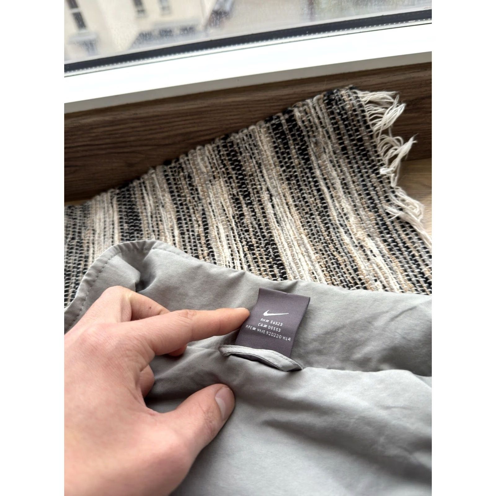 Nike VINTAGE Nike 90s Track Jacket XL Gray Mens Nylon Zip Casual Retro Y2K Streetwear 90s Decade Size US XL / EU 56 / 4 - 7 Thumbnail