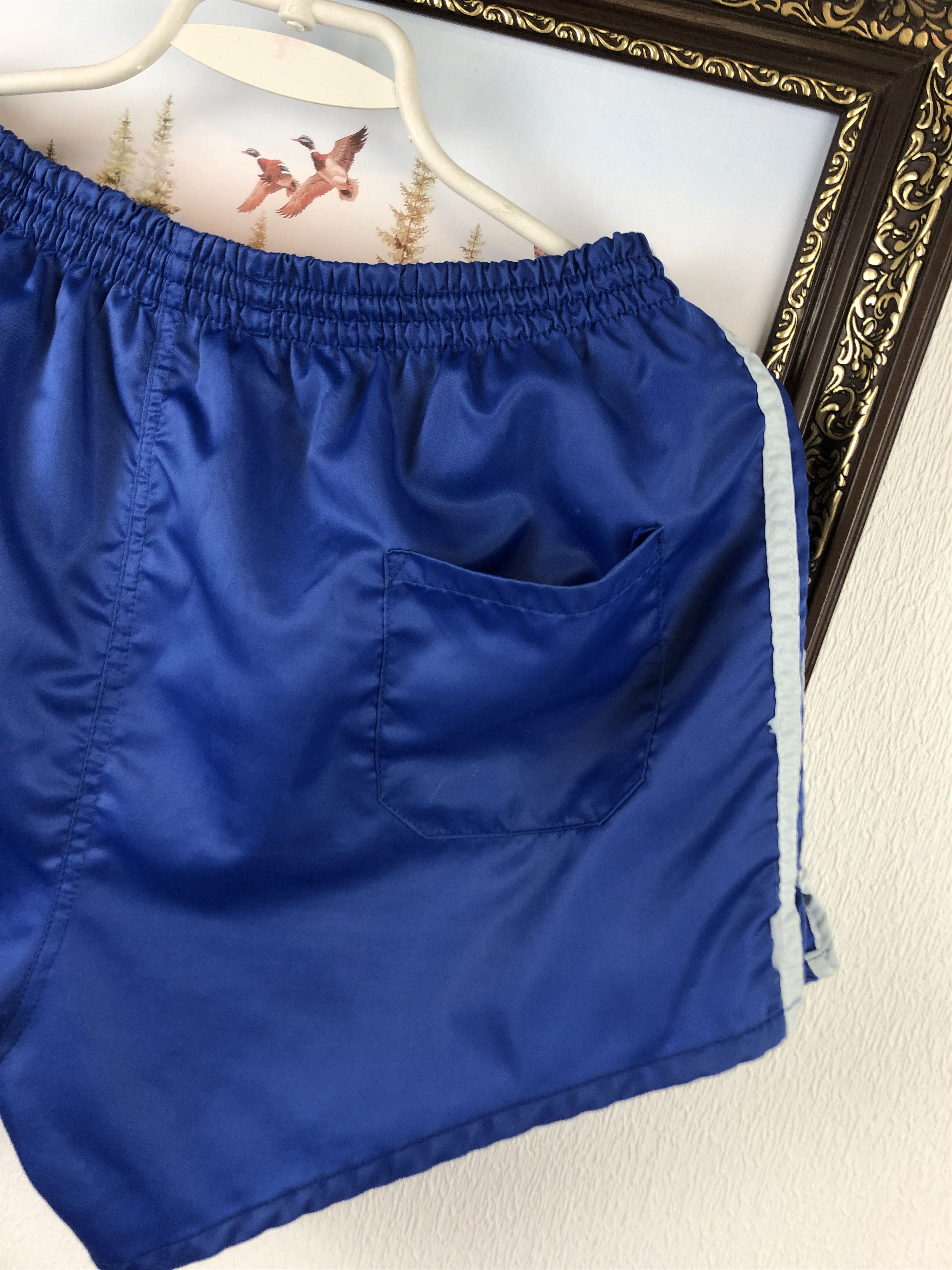 Adidas Vintage France Football Nylon Shorts Rare Soccer Blue Size US 34 / EU 50 - 13 Thumbnail
