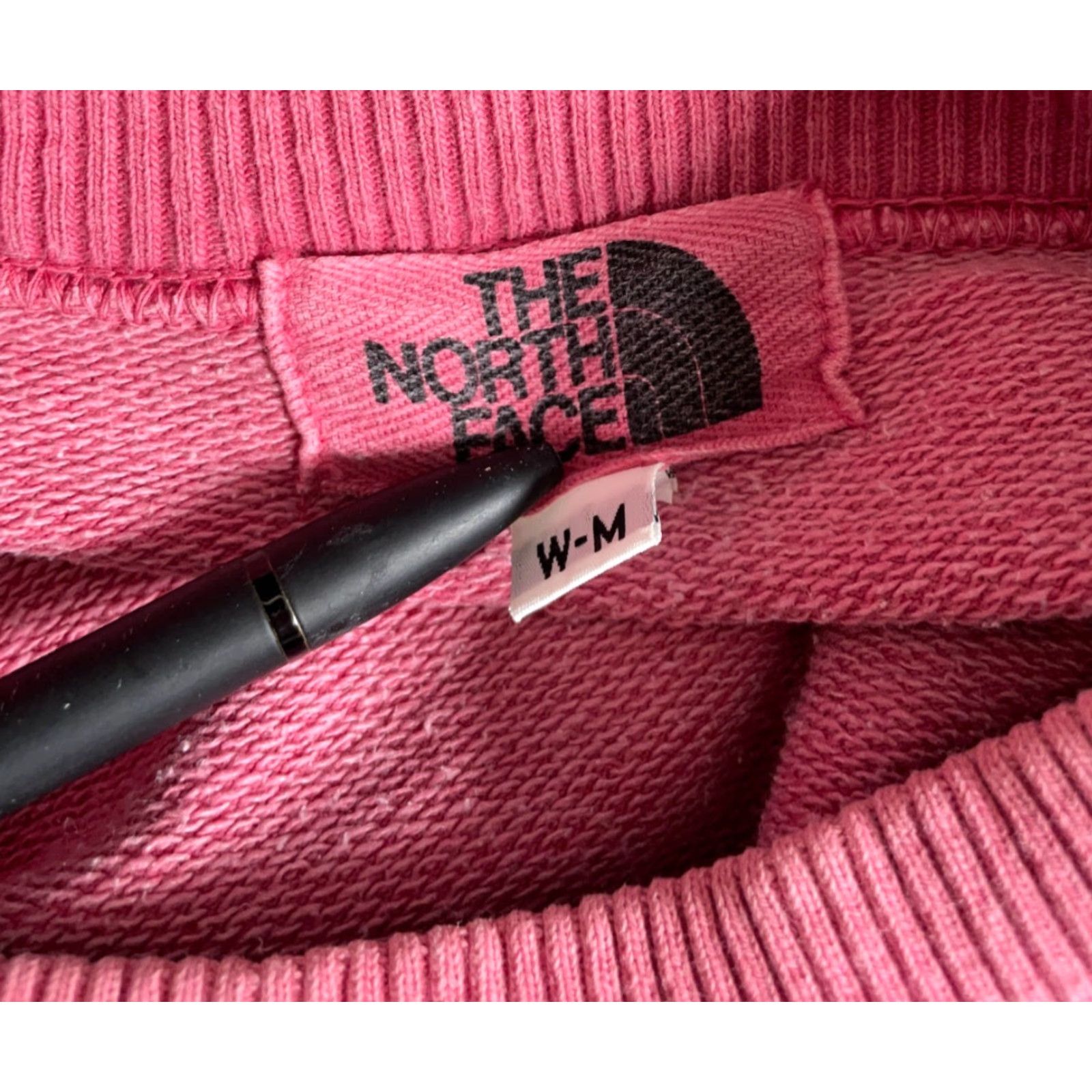 The North Face VTG The North Face Sweatshirt Women’s Medium Pink Mock Neck United States Made 90s Pullover Raglan Sleeve Crew Neck Cotton Polyester Blend VINTAGE Size M / US 6-8 / IT 42-44 - 3 Thumbnail