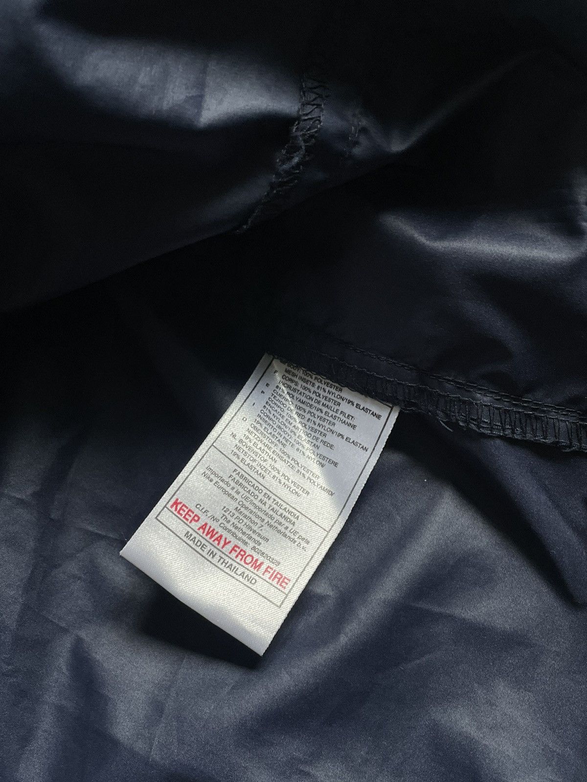 Vintage Vintage Nike Alpha Project Nylon Track Jacket Size US L / EU 52-54 / 3 - 11 Thumbnail