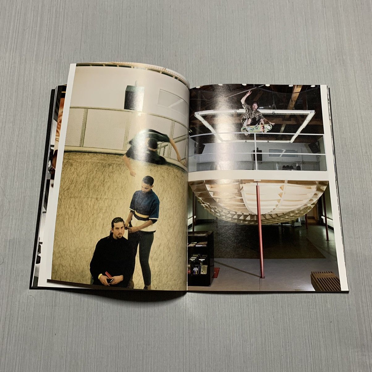 Supreme Supreme Fairfax Book Magazine Size ONE SIZE - 10 Thumbnail