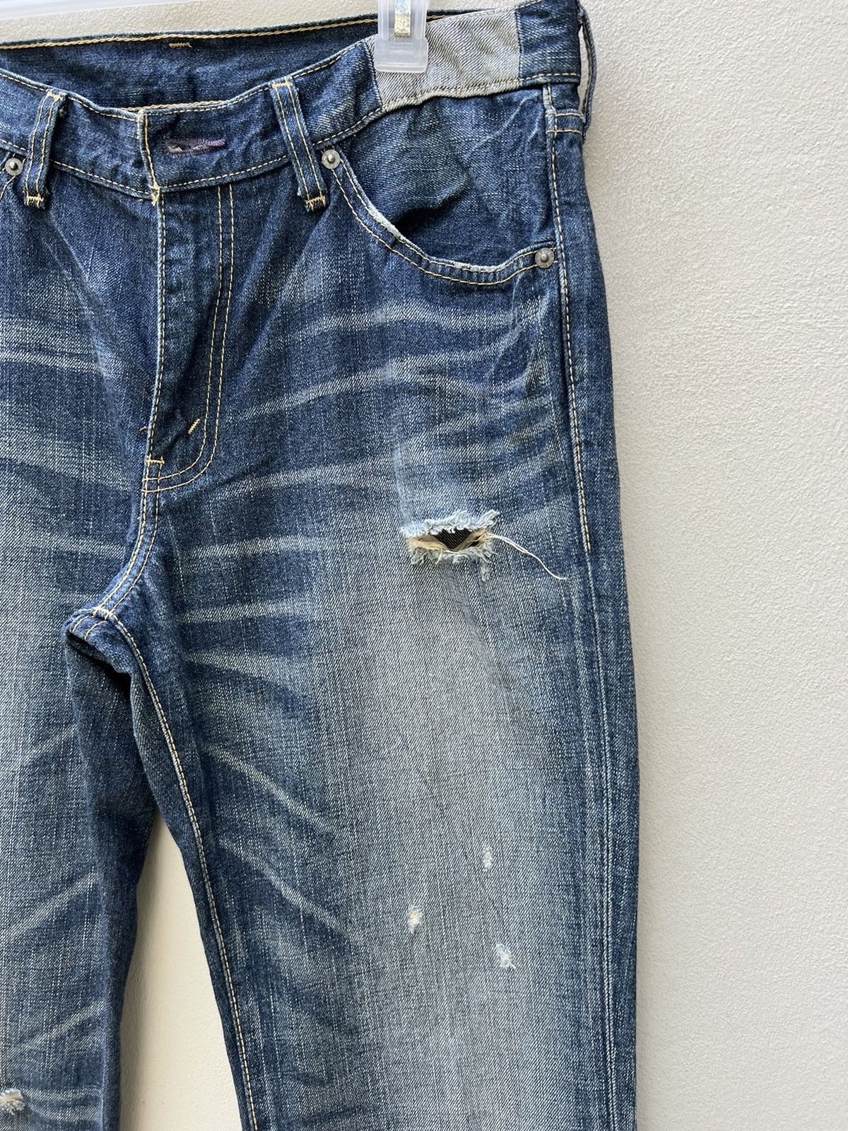Levi's Vintage 2006 Levi’s 517 Distress Fade Denim Flap Flare Jeans Size US 34 / EU 50 - 11 Thumbnail