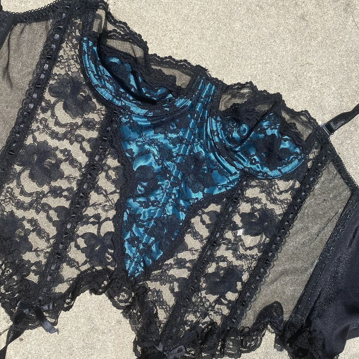 Vintage Vintage 80s Fredrick’s of Hollywood Lace Corset Size S / US 4 / IT 40 - 1 Thumbnail