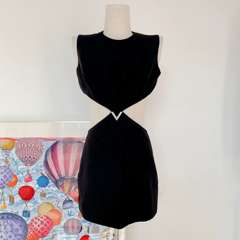 Valentino Valentino Black openwork dress Size M / US 6-8 / IT 42-44 - 1 Thumbnail
