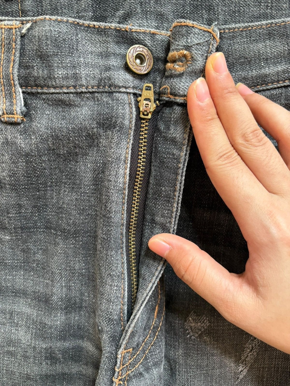 Designer × Japanese Brand Vintage Japanese Brand Cargo Faded Wash Flare Jeans Size US 29 - 3 Thumbnail
