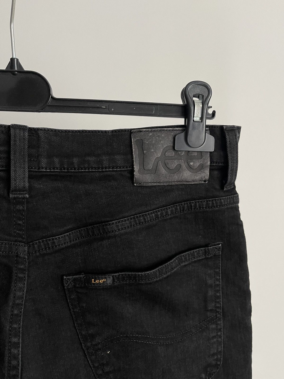 Lee Lee jeans black denim 33/30 Size US 33 - 5 Thumbnail