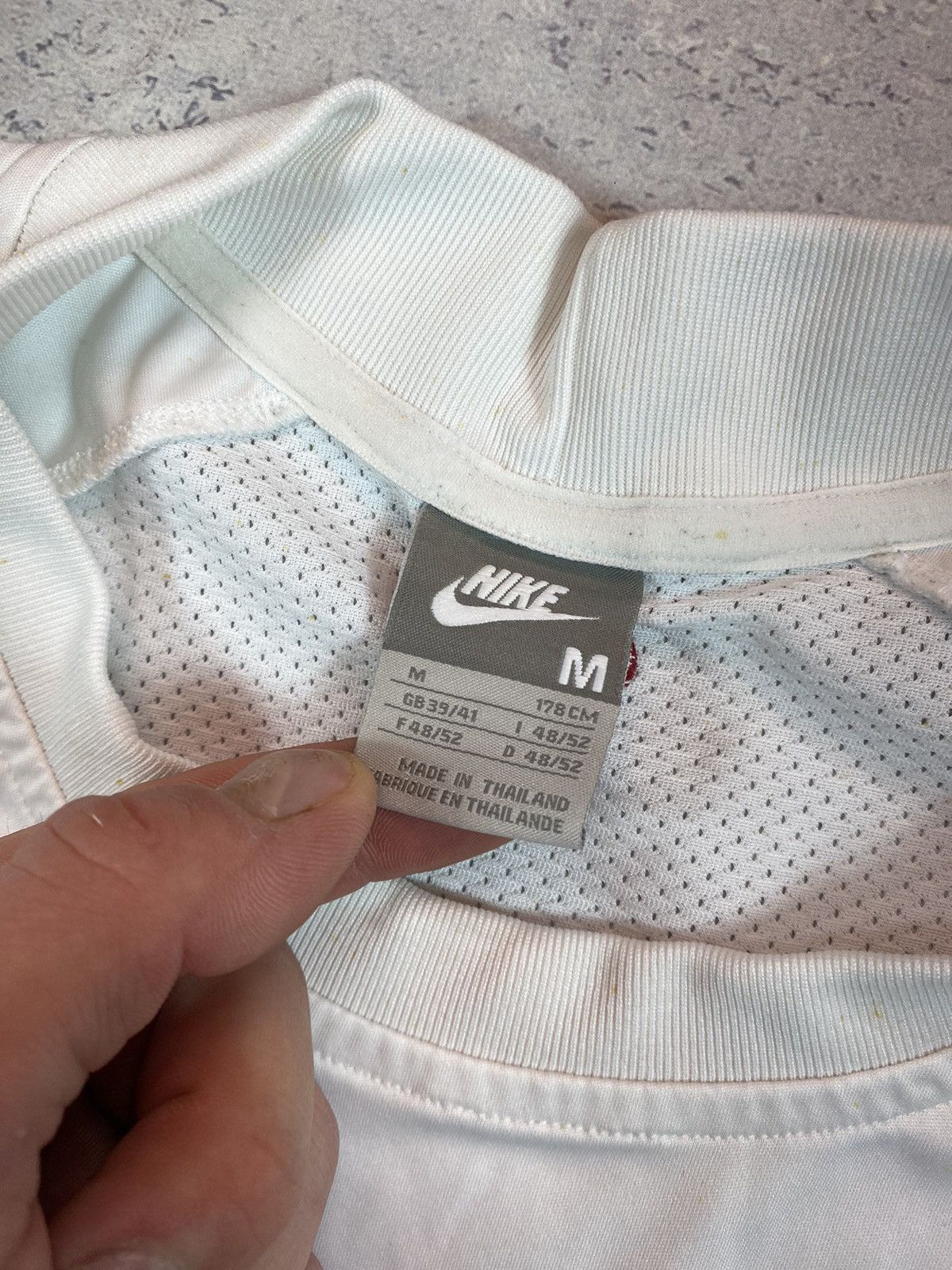 Nike × Vintage Vintage Men’s Nike Undershirt with big centre logo size M Size US M / EU 48-50 / 2 - 11 Thumbnail