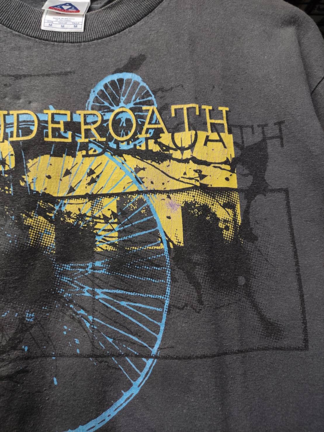 Band Tees Rare! Vtg 00's Underoath Band Graphic Art T-Shirt Size US M / EU 48-50 / 2 - 4 Thumbnail