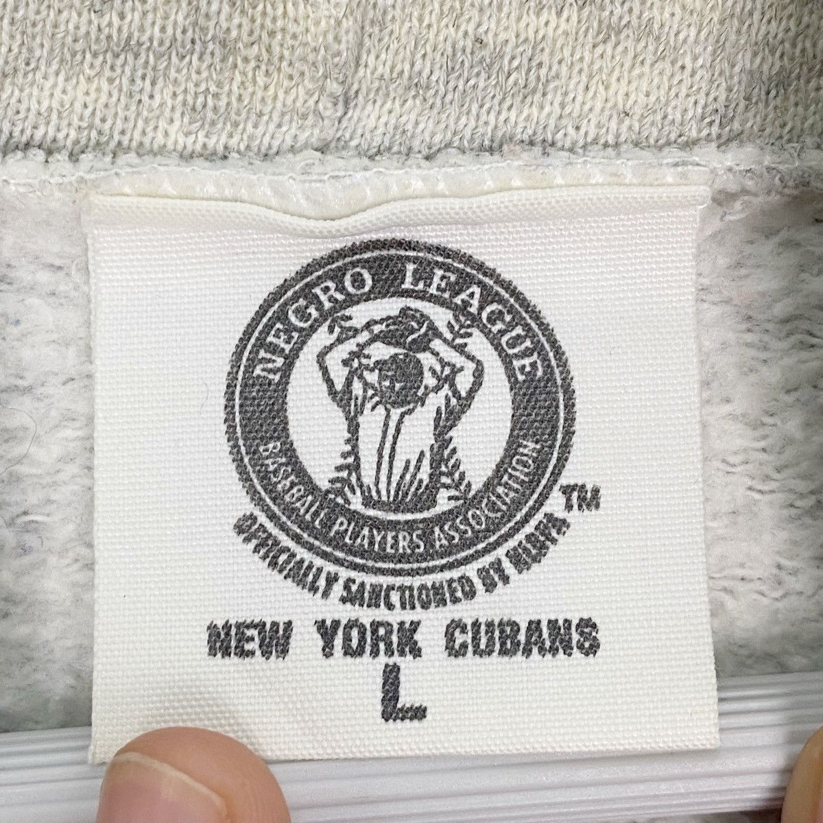 Other Vintage New York Yankees Small Printed Hoodie Sweater Size L Size US L / EU 52-54 / 3 - 7 Thumbnail