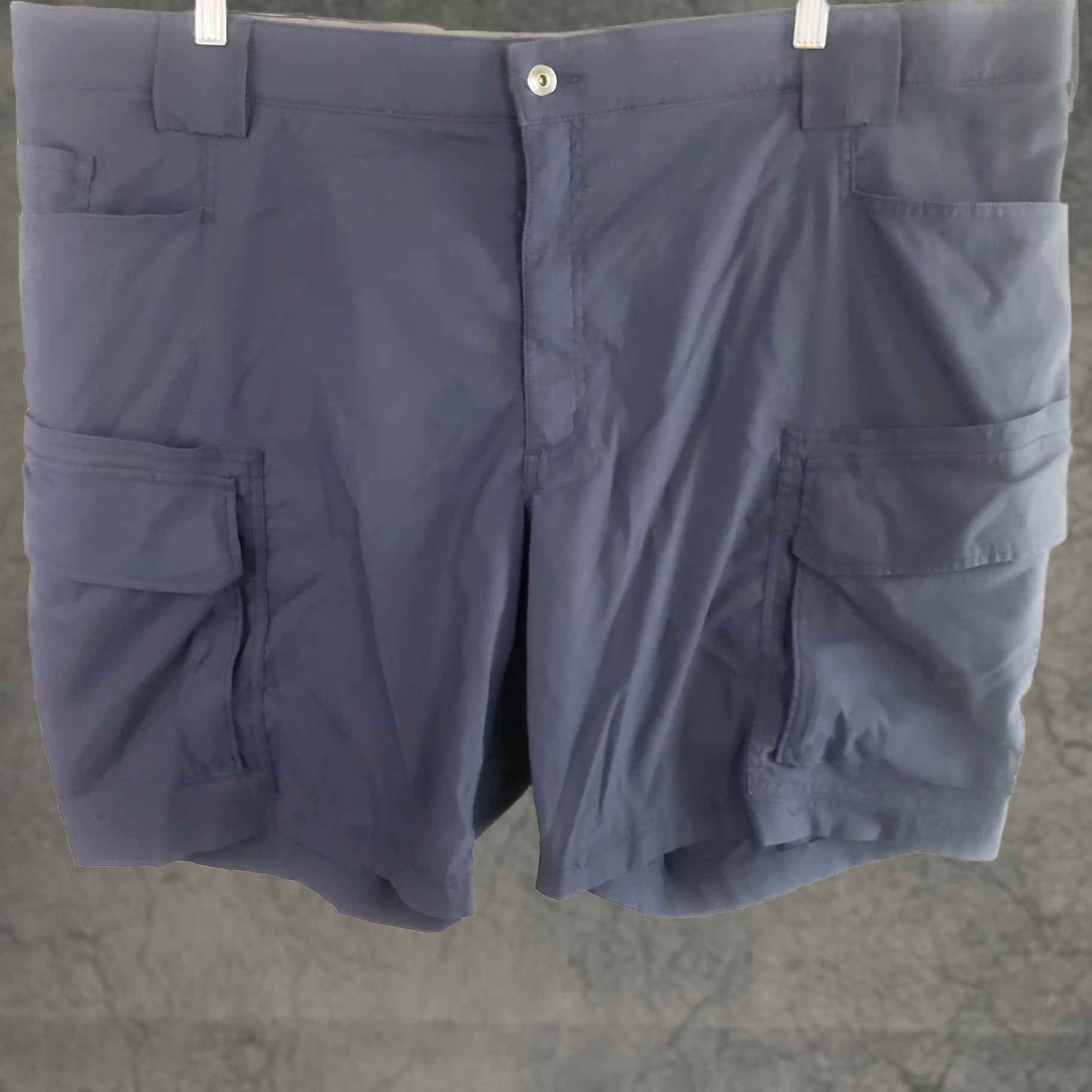 Vintage Duluth Trading Cargo Shorts Men's Navy Blue Nylon Spandex Dry on the Fly 46"x9" Casual Workwear Outdoor Size US 30 / EU 46 - 1 Thumbnail