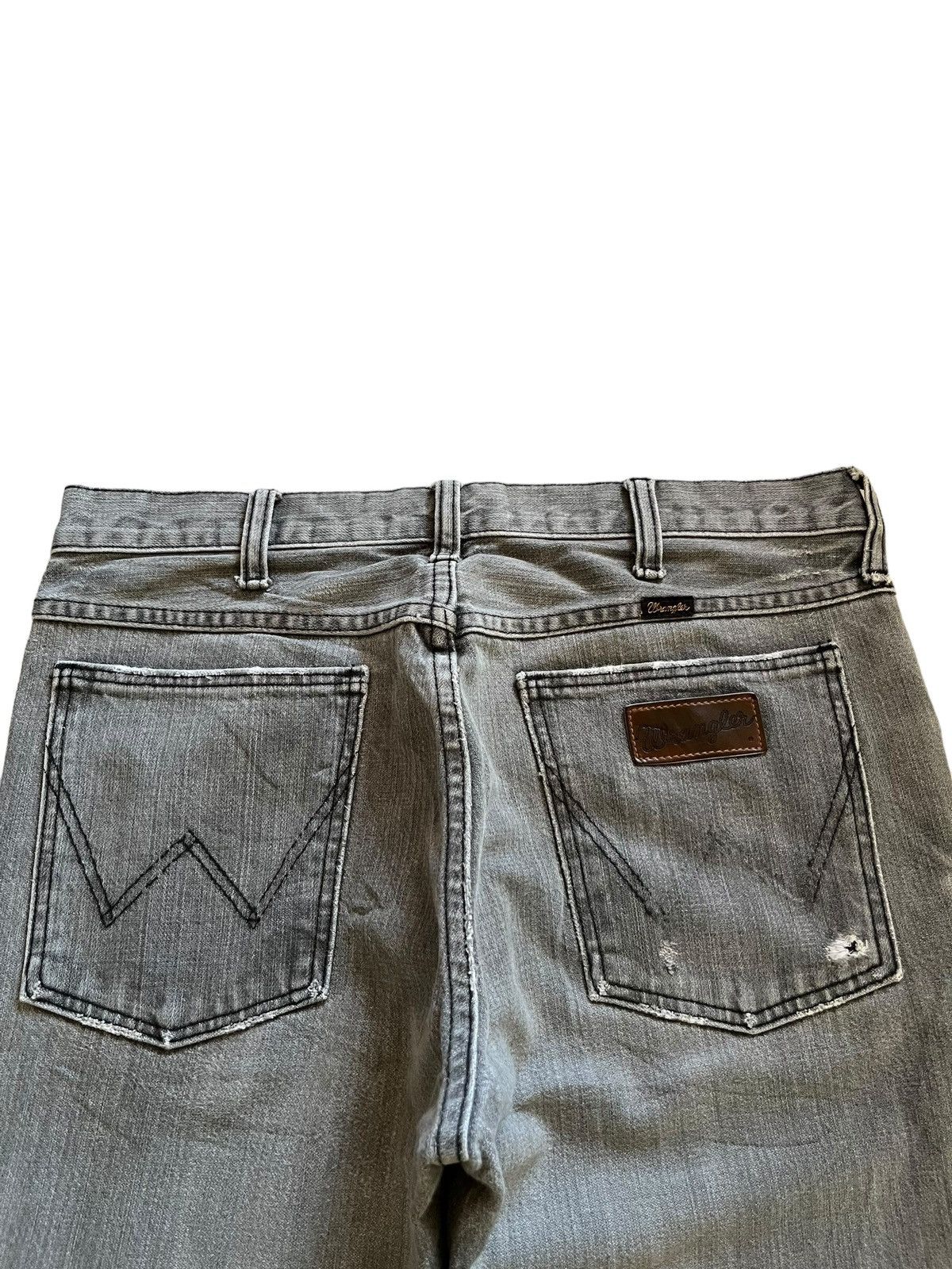 Wrangler SALES🔥Vintage Wrangler Flared Faded Wash Distressed Jeans Size US 31 - 8 Thumbnail