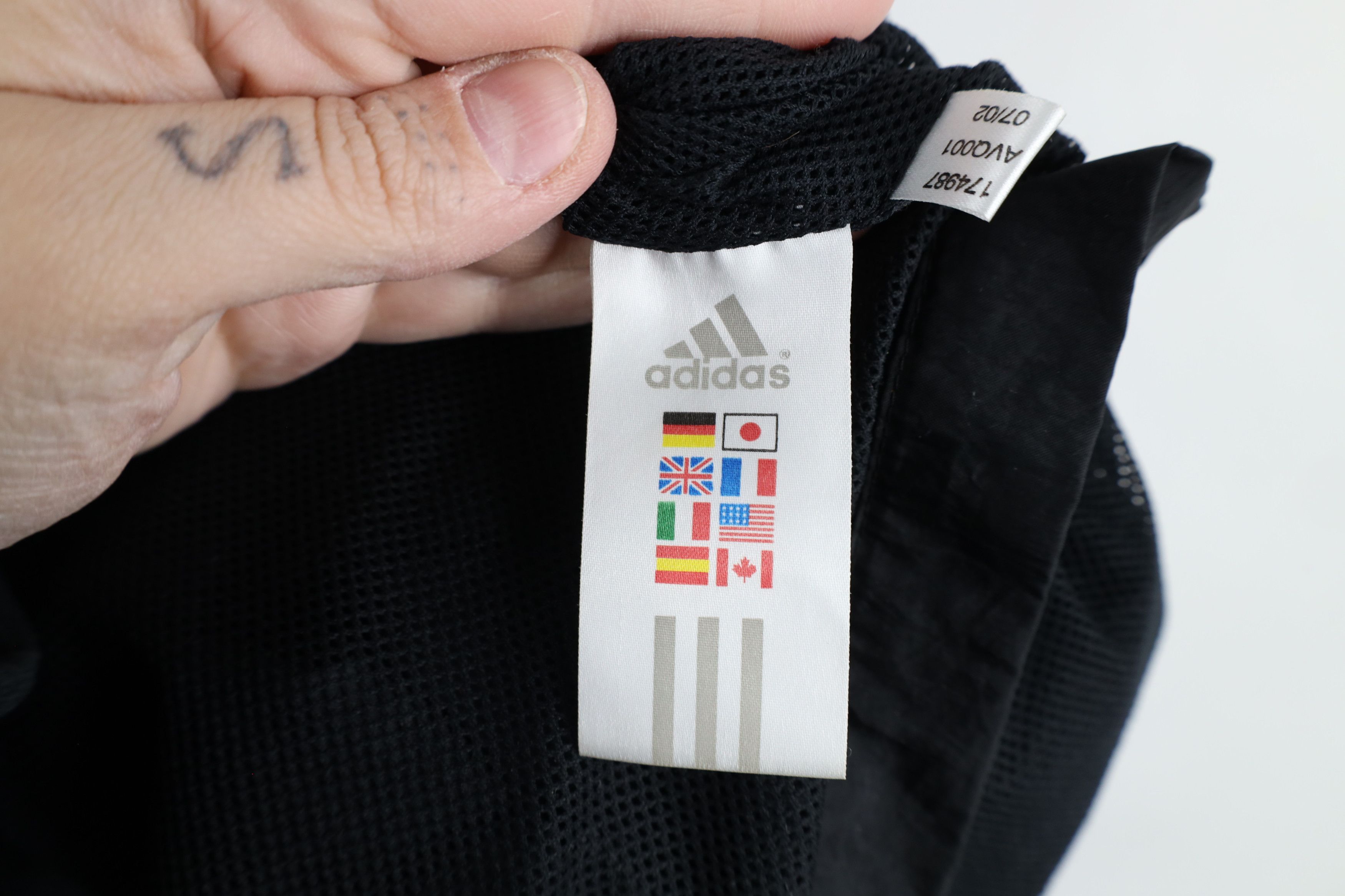Adidas × Vintage Vintage Adidas Striped Lined Full Zip Windbreaker Jacket Size US M / EU 48-50 / 2 - 11 Thumbnail