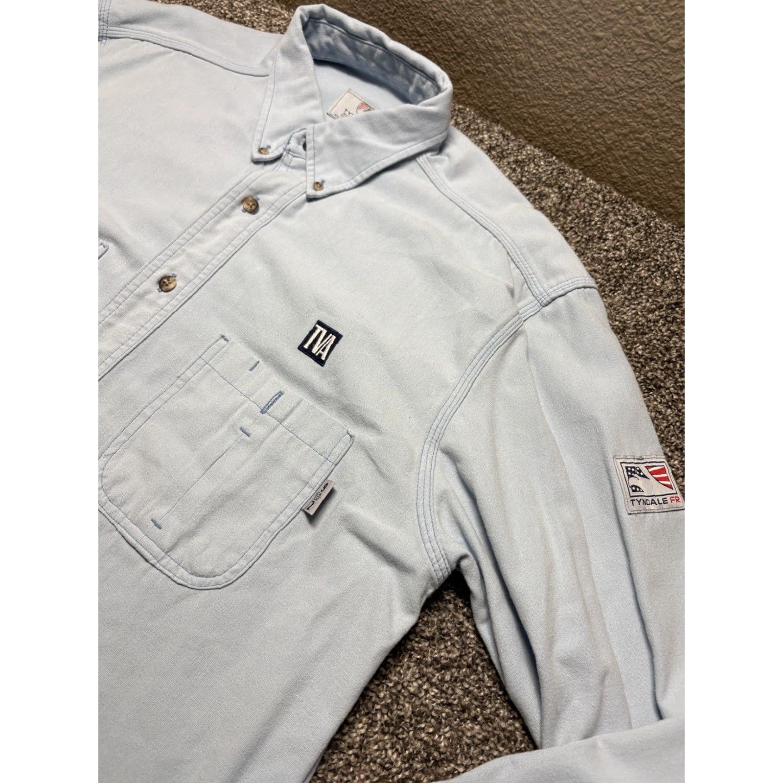 Denime Tyndale FR Shirt Mens Large Denim Blue Flame Resistant USA Made HRC 2 Work Size US L / EU 52-54 / 3 - 2 Thumbnail