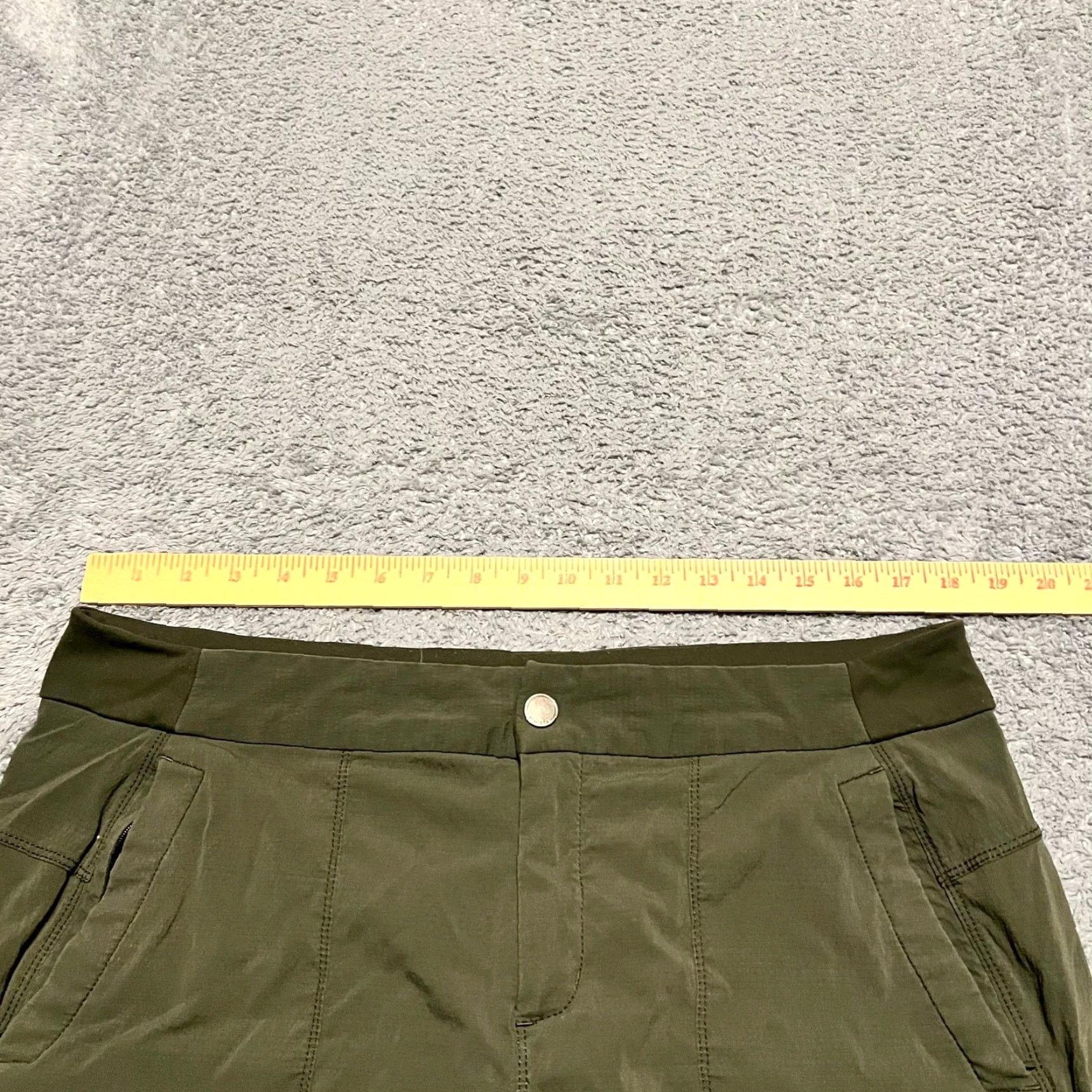Athleta Athleta Shorts Womens 16 Trekkie Cargo Short Green 596369 Hiking Walking Casual Womens Regular Size 16 Green Athletic Cargo Short Size 38" / US 16 / IT 52 - 6 Thumbnail