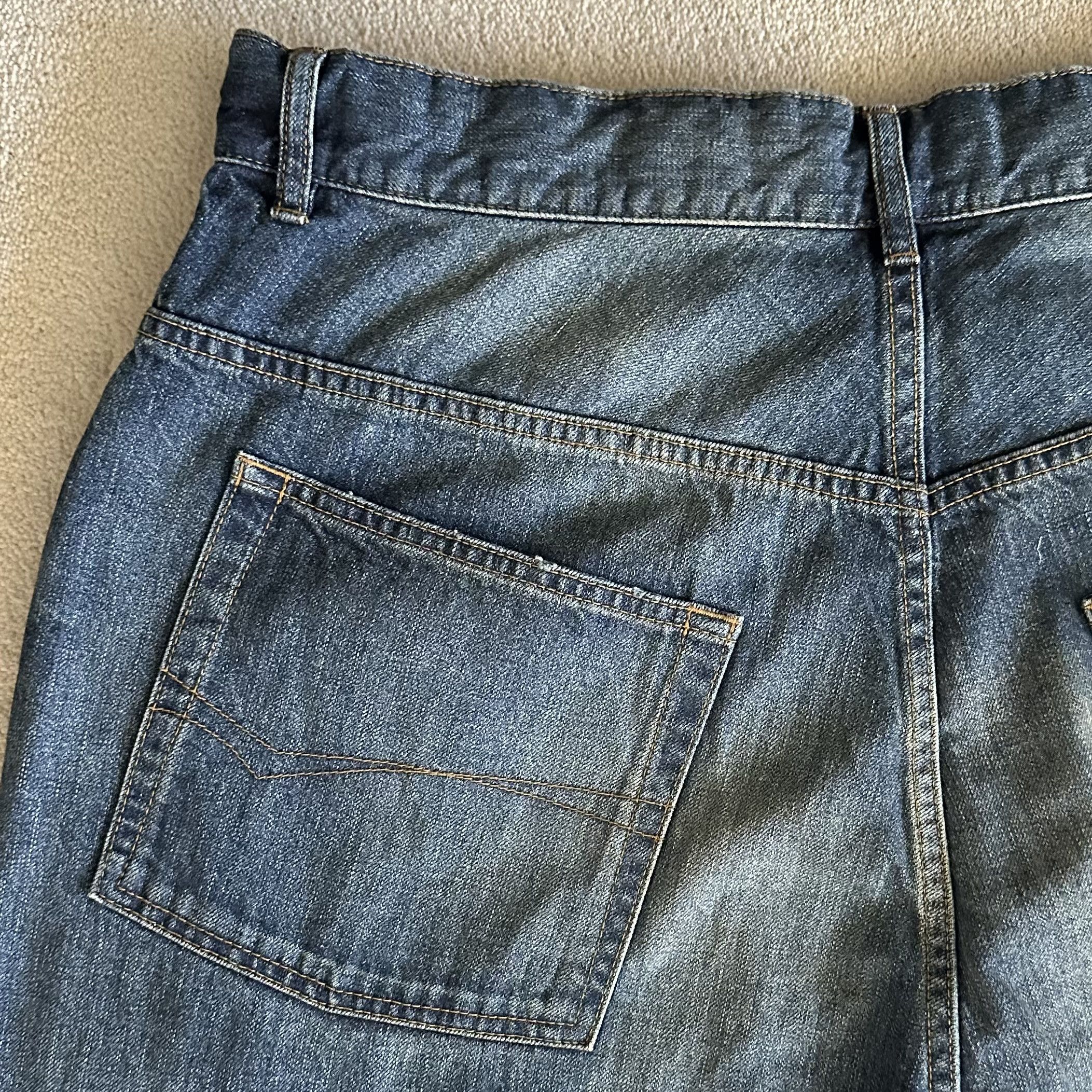 Balenciaga BALENCIAGA 'George V' BAGGY PANTS in Blue Denim Size XS Size US 32 / EU 48 - 20 Thumbnail