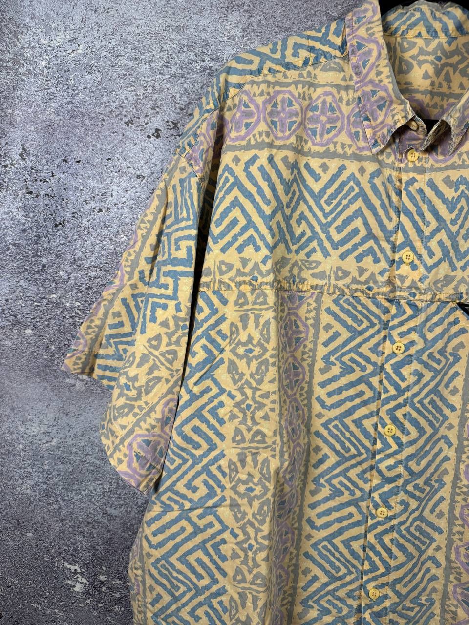 Quiksilver 90's Qiuksilver Vintage AOP Aztec Surf USA Corduroy Shirt Size US XXL / EU 58 / 5 - 8 Thumbnail