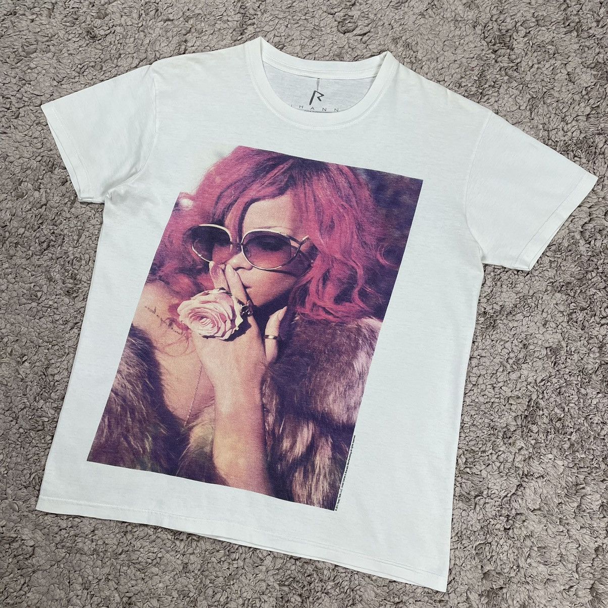 Band Tees Rihanna 2011 Photo T-shirt Size M / US 6-8 / IT 42-44 - 4 Thumbnail