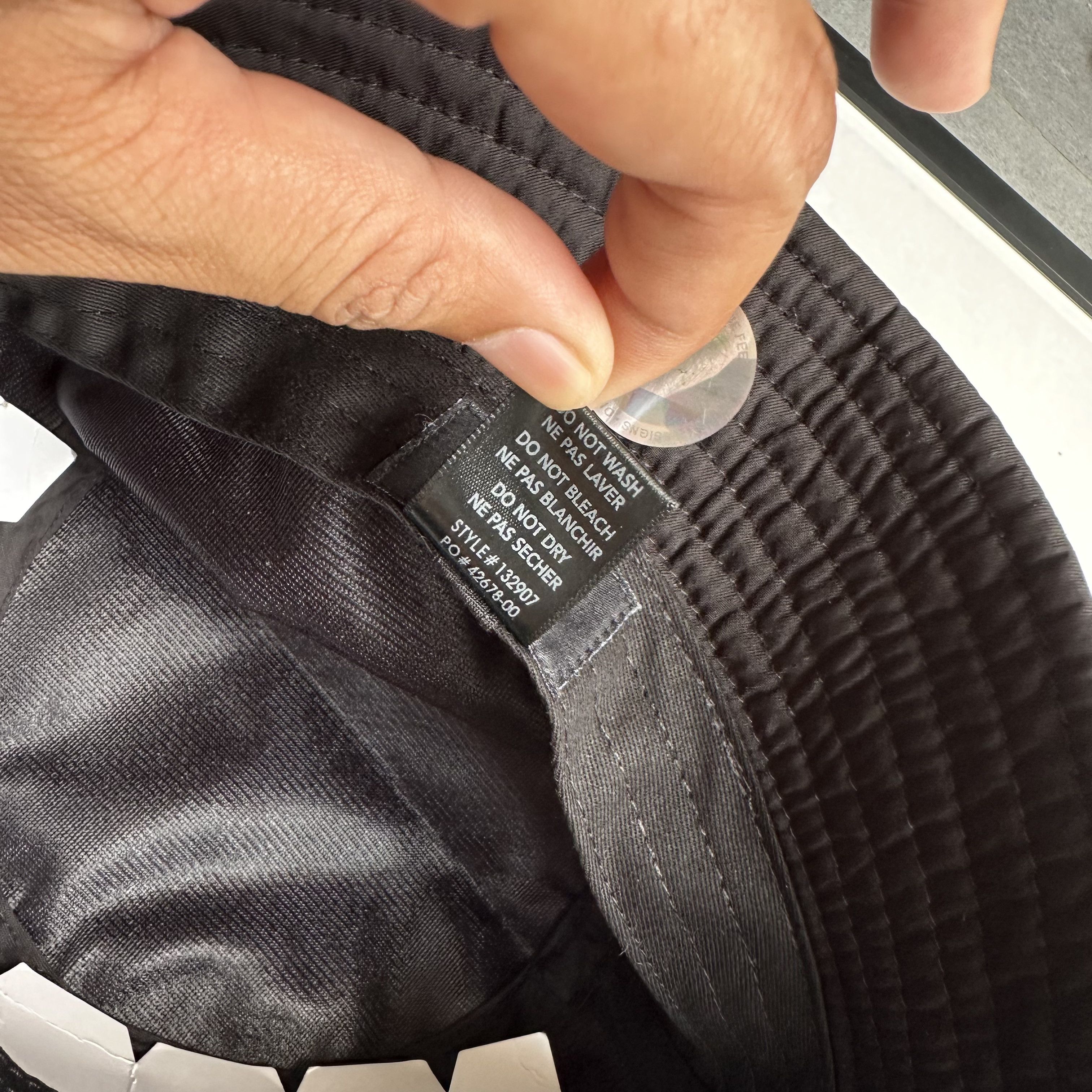 Other STUSSY REFLECTIVE TAPE BUCKET HAT BLACK L/XL Size ONE SIZE - 5 Thumbnail