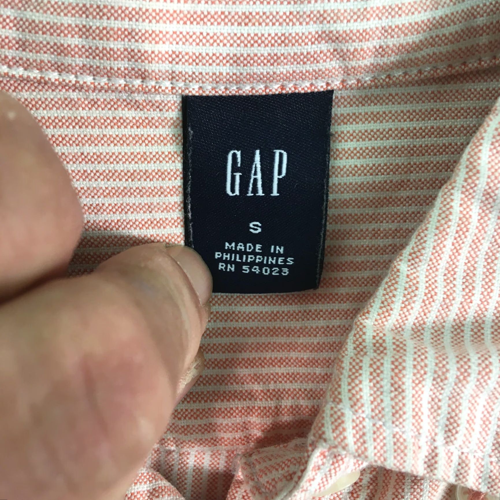 Gap VINTAGE Gap Shirt Adult Size Small Orange Striped Button-Up Casual 18in Chest 22in Length Womens Size S / US 4 / IT 40 - 4 Thumbnail
