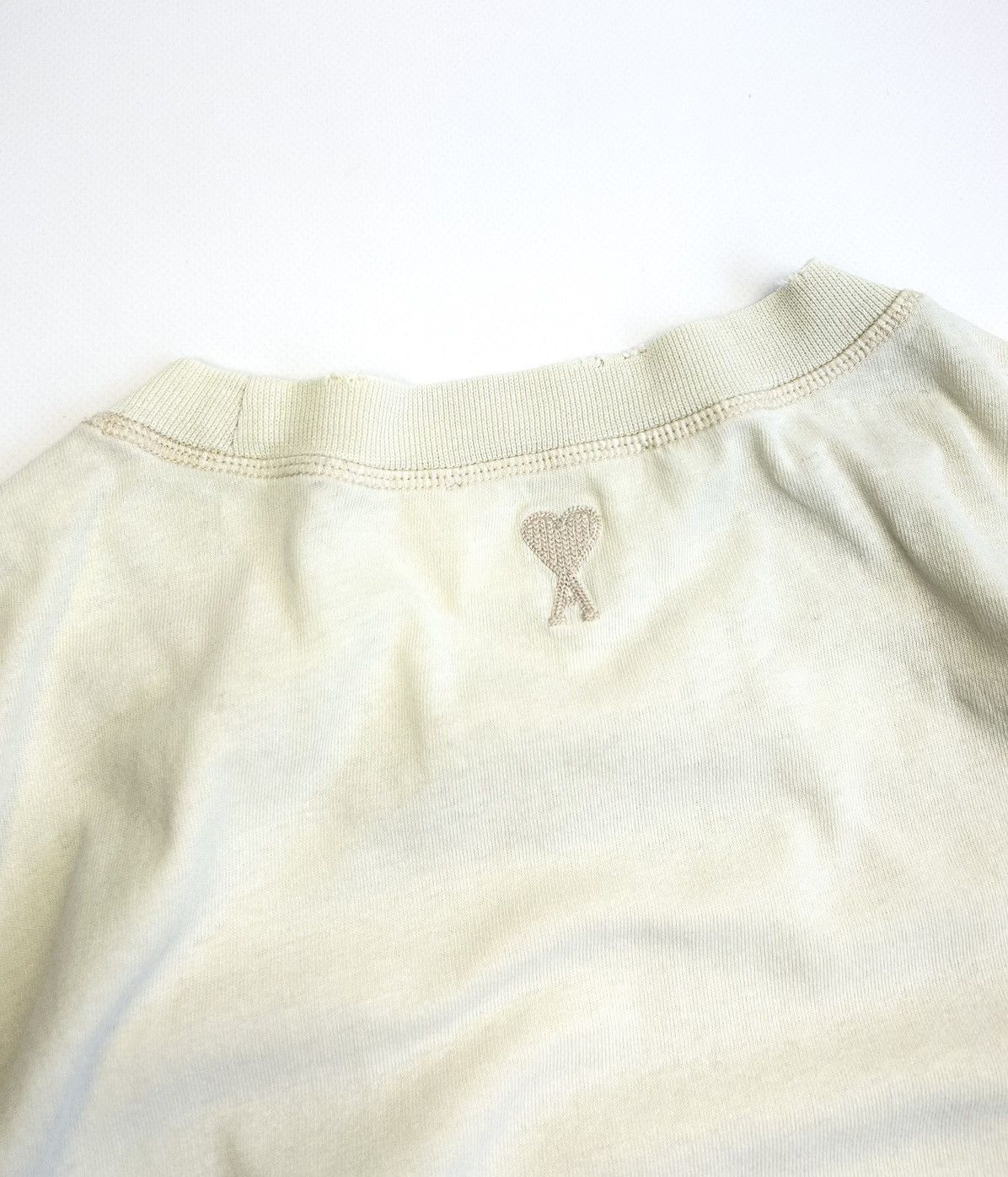 AMI AMI Paris Distressed Heart Logo Beige Basic Tee Vintage Size US XL / EU 56 / 4 - 4 Thumbnail