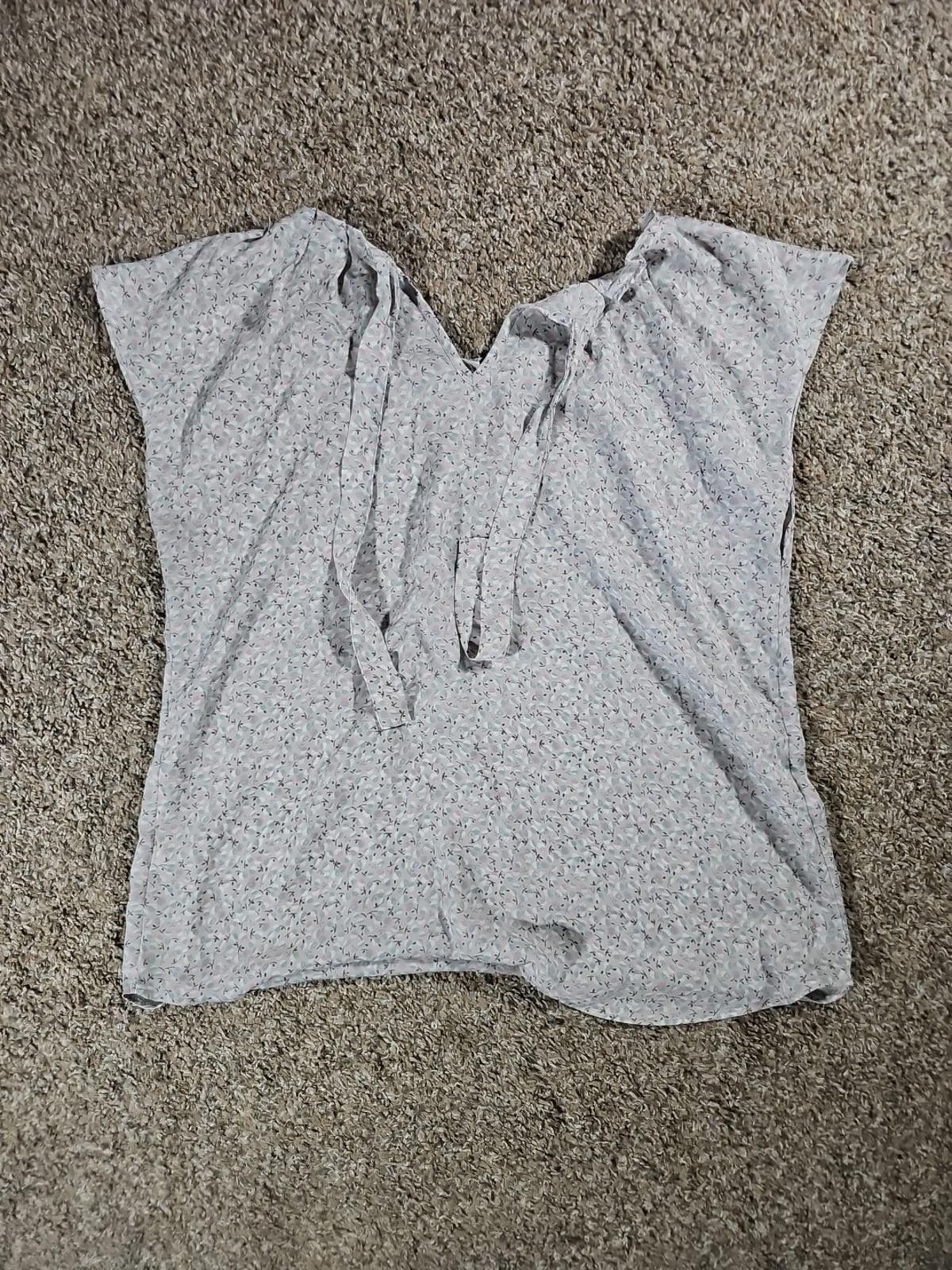Designer Lauren Conrad Blue And White Floral Tank Top MEDIUM Size M / US 6-8 / IT 42-44 - 6 Thumbnail