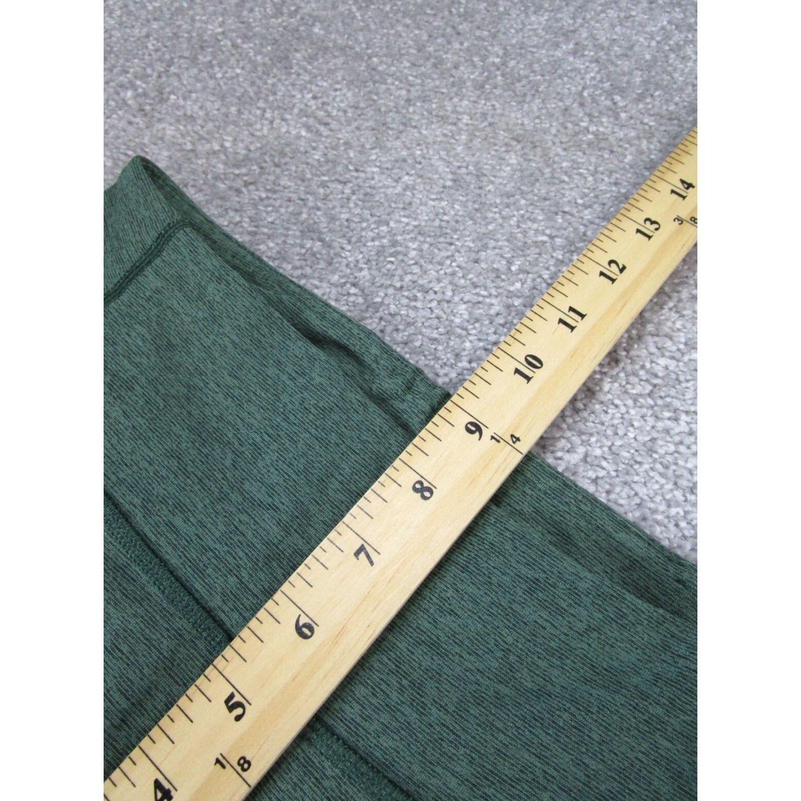 Outdoor Voices VINTAGE Outdoor Voices Leggings Womens Small Green Compression Crop Gym Hiking Size 28" / US 6 / IT 42 - 4 Thumbnail