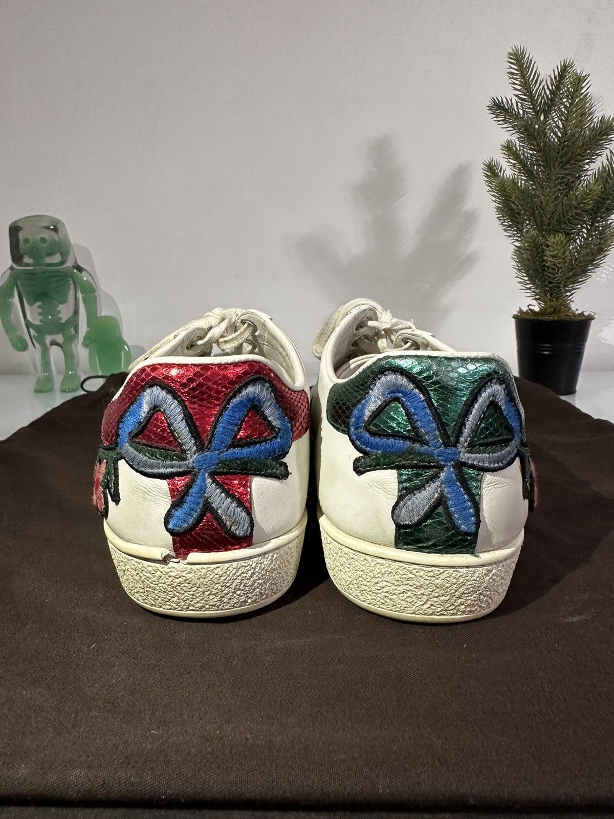 Gucci Flower Sneakers Size US 9 / IT 39 - 7 Thumbnail