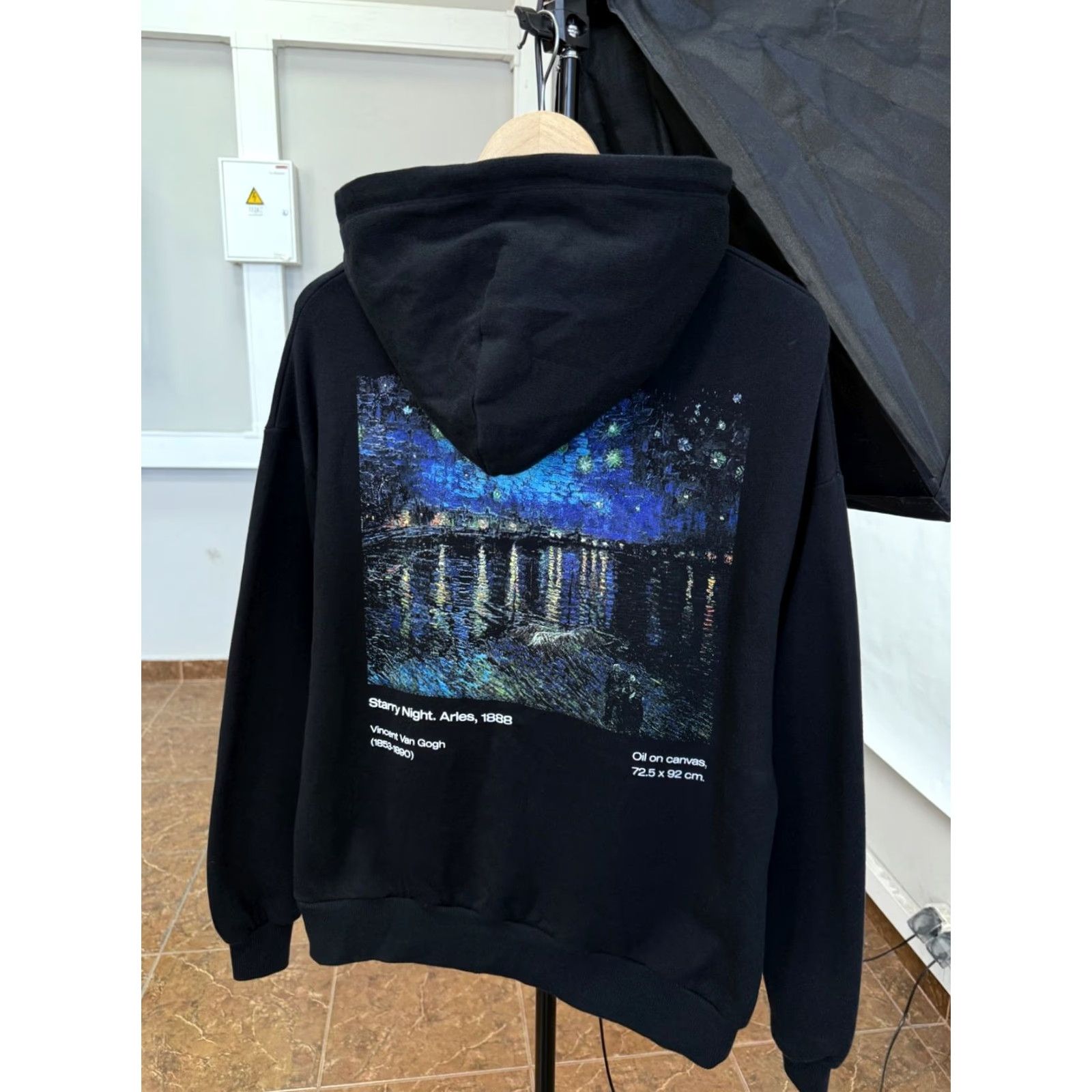 Vintage Y2K Vincent van Gogh Starry Night Arles 1888 Hoodie Rare M Black Mens Hoodie VINTAGE? Size US M / EU 48-50 / 2 - 2 Thumbnail